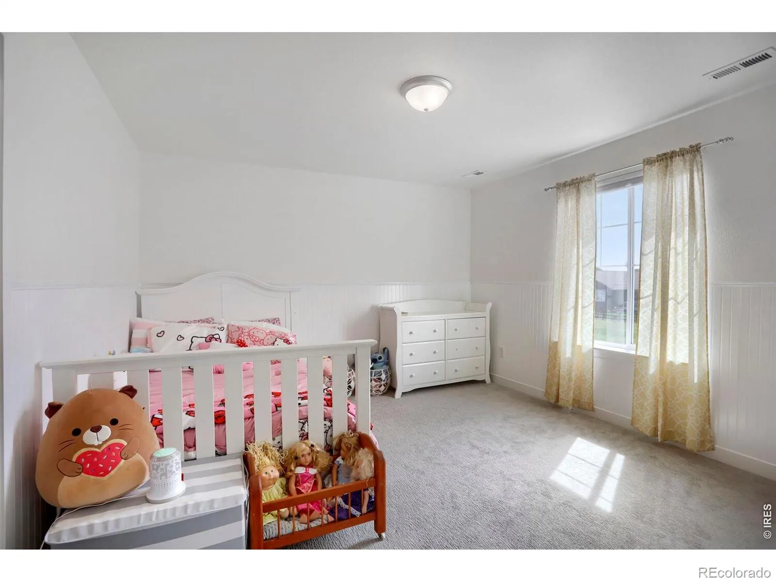 2407 Tyrrhenian Circle Longmont CO 80504 MLS #RECIR1059599 05222026021731 1600 23