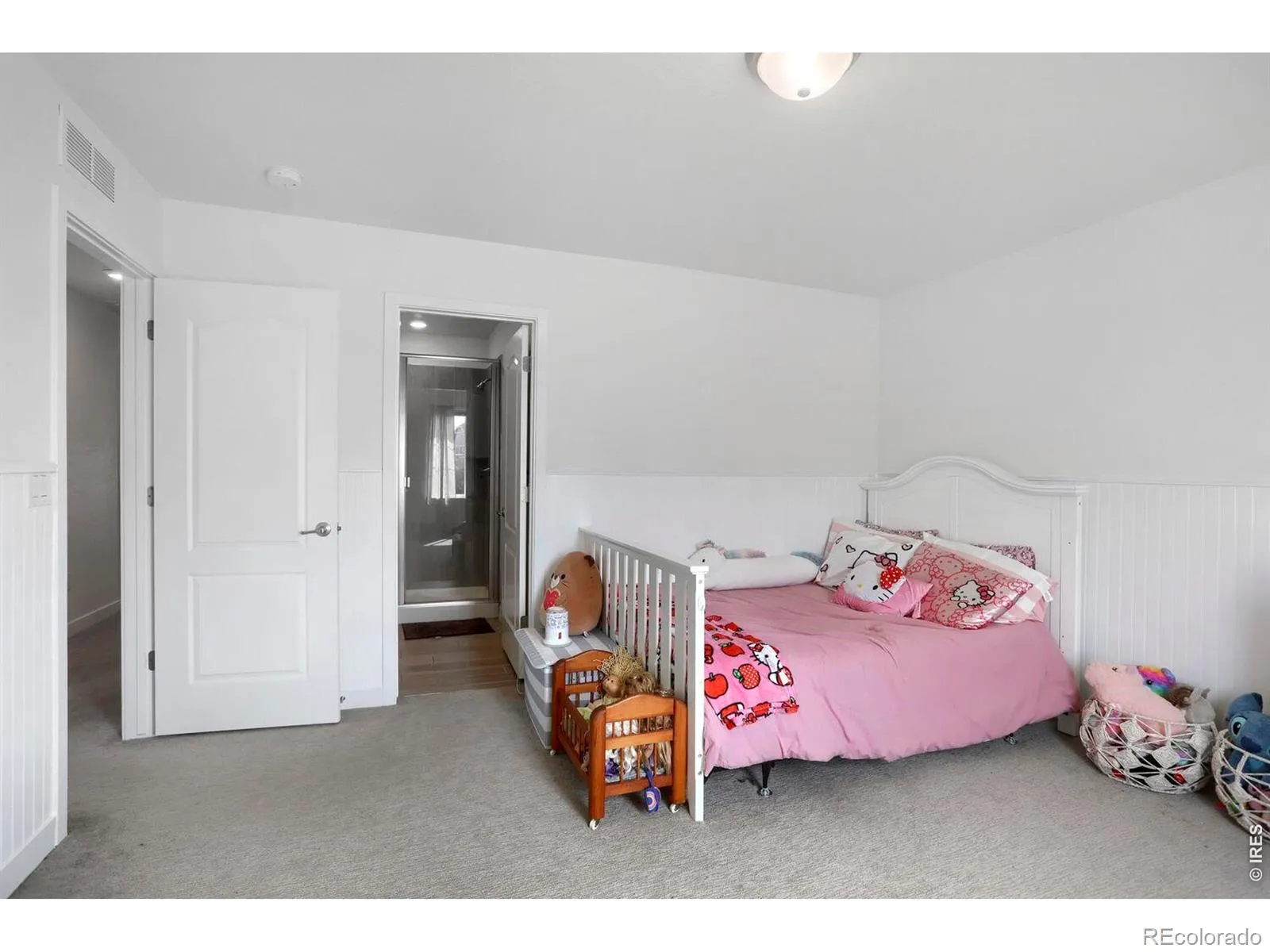 2407 Tyrrhenian Circle Longmont CO 80504 MLS #RECIR1059599 05222026021731 1600 24