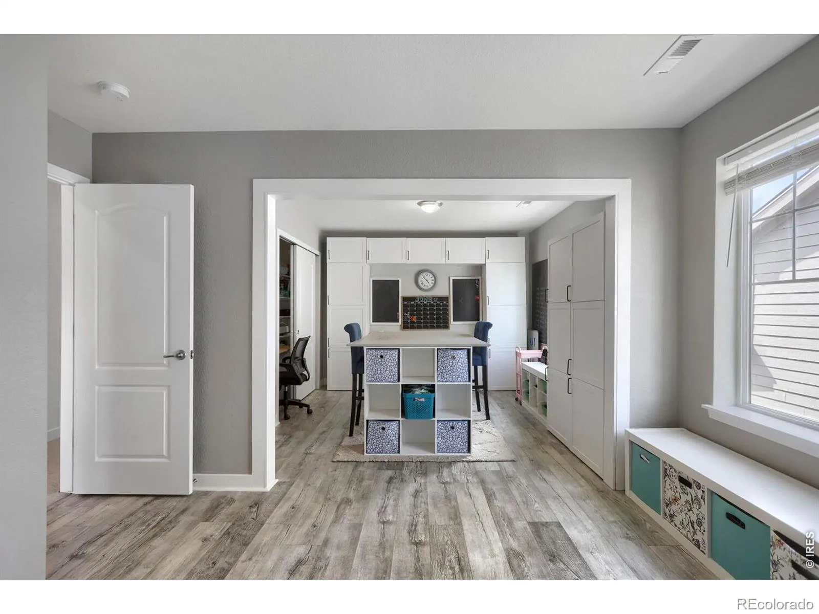 2407 Tyrrhenian Circle Longmont CO 80504 MLS #RECIR1059599 05222026021731 1600 27
