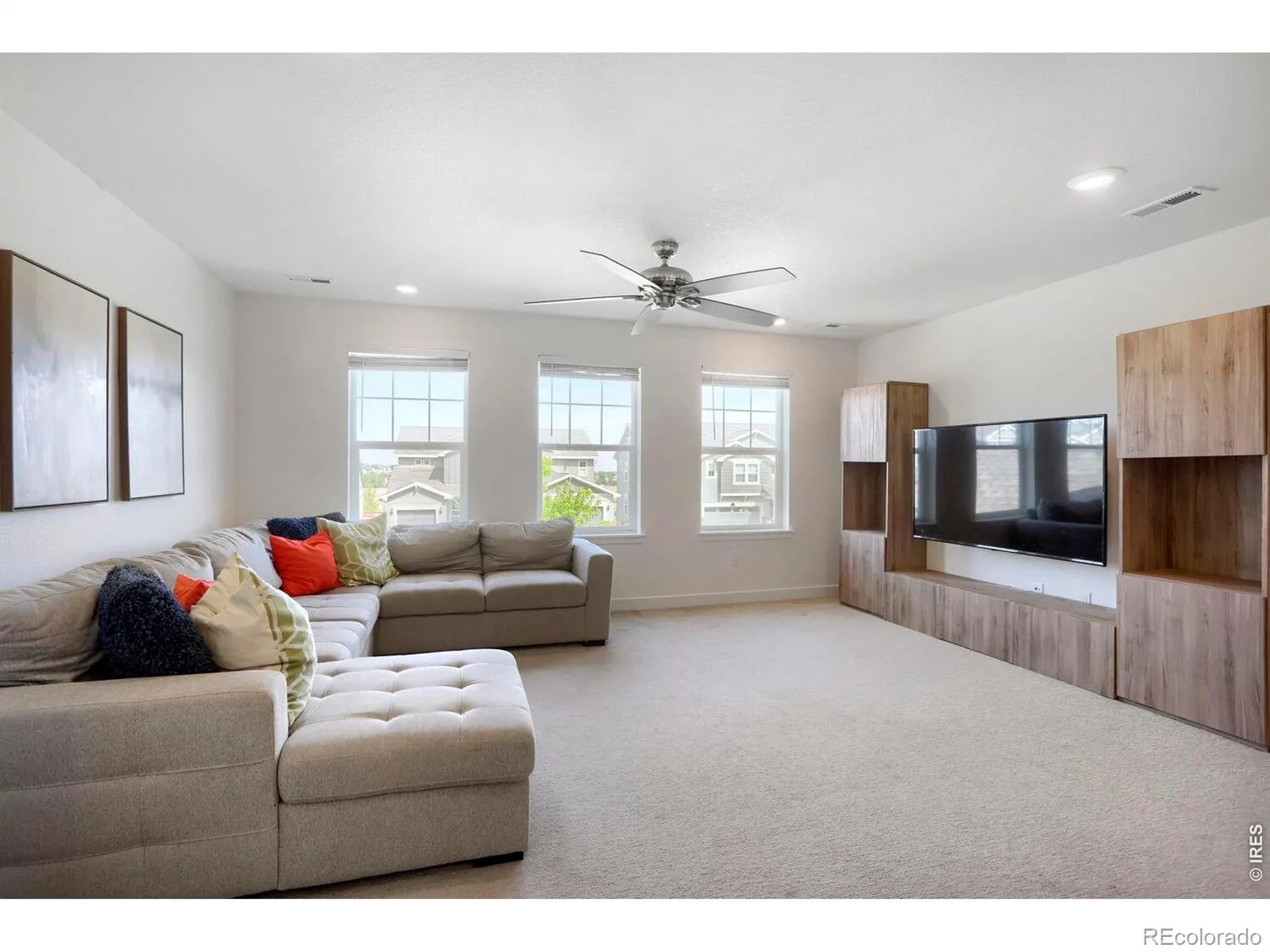 2407 Tyrrhenian Circle Longmont CO 80504 MLS #RECIR1059599 06042026144841 1600 21