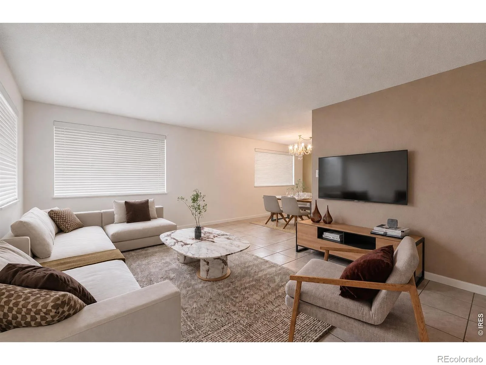 401 Fox Street Longmont CO 80504 MLS #RECIR1059610 06092026163344 1600 3