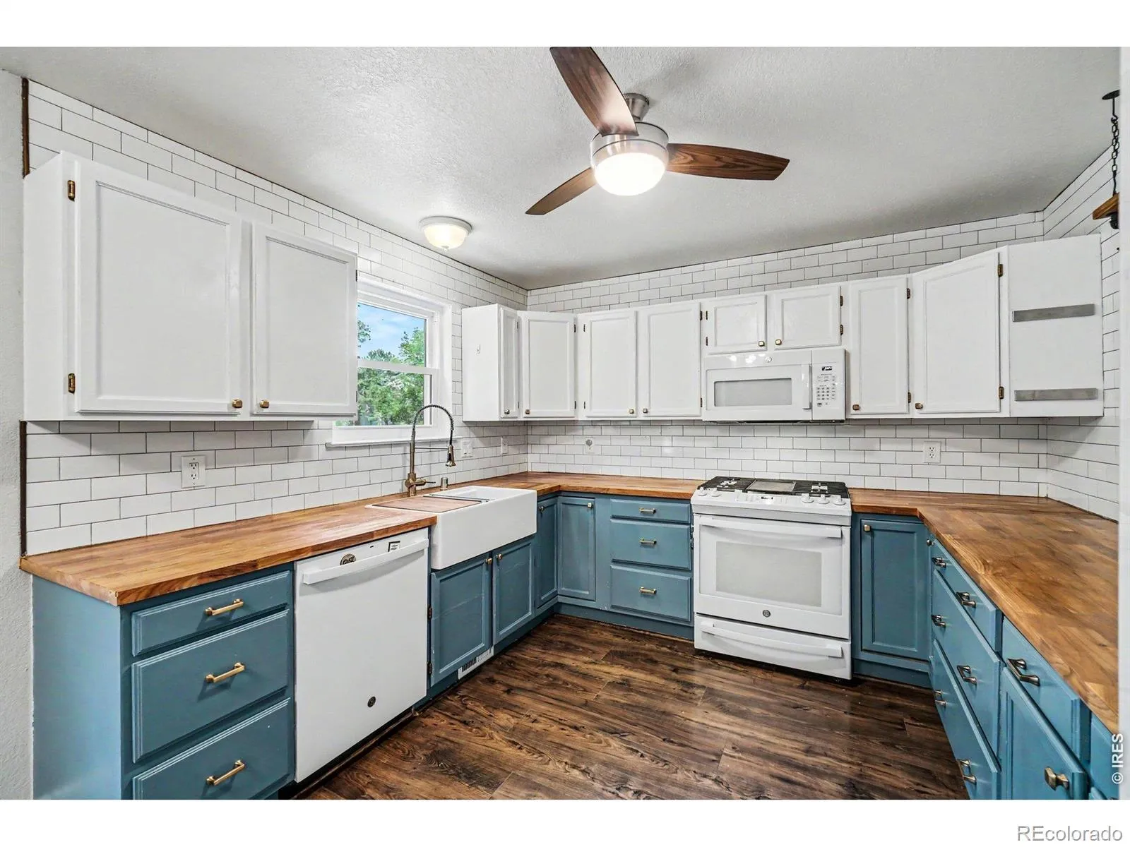 3134 Spinnaker Drive Longmont CO 80503 MLS #RECIR1059635 05232026101506 1600 10