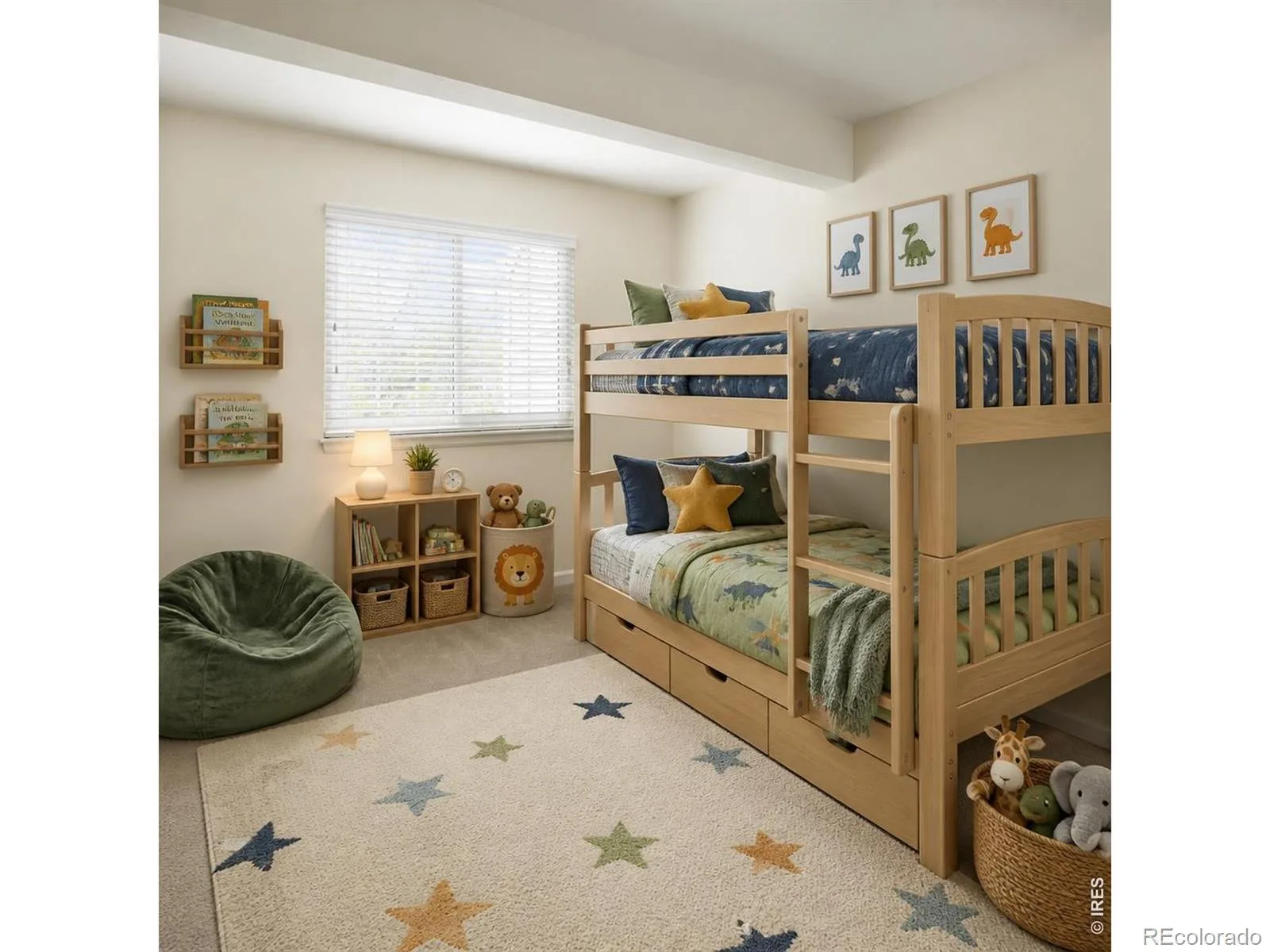 54 S Evanston Way Aurora CO 80012 MLS #RECIR1059645 07172026160723 1600 24