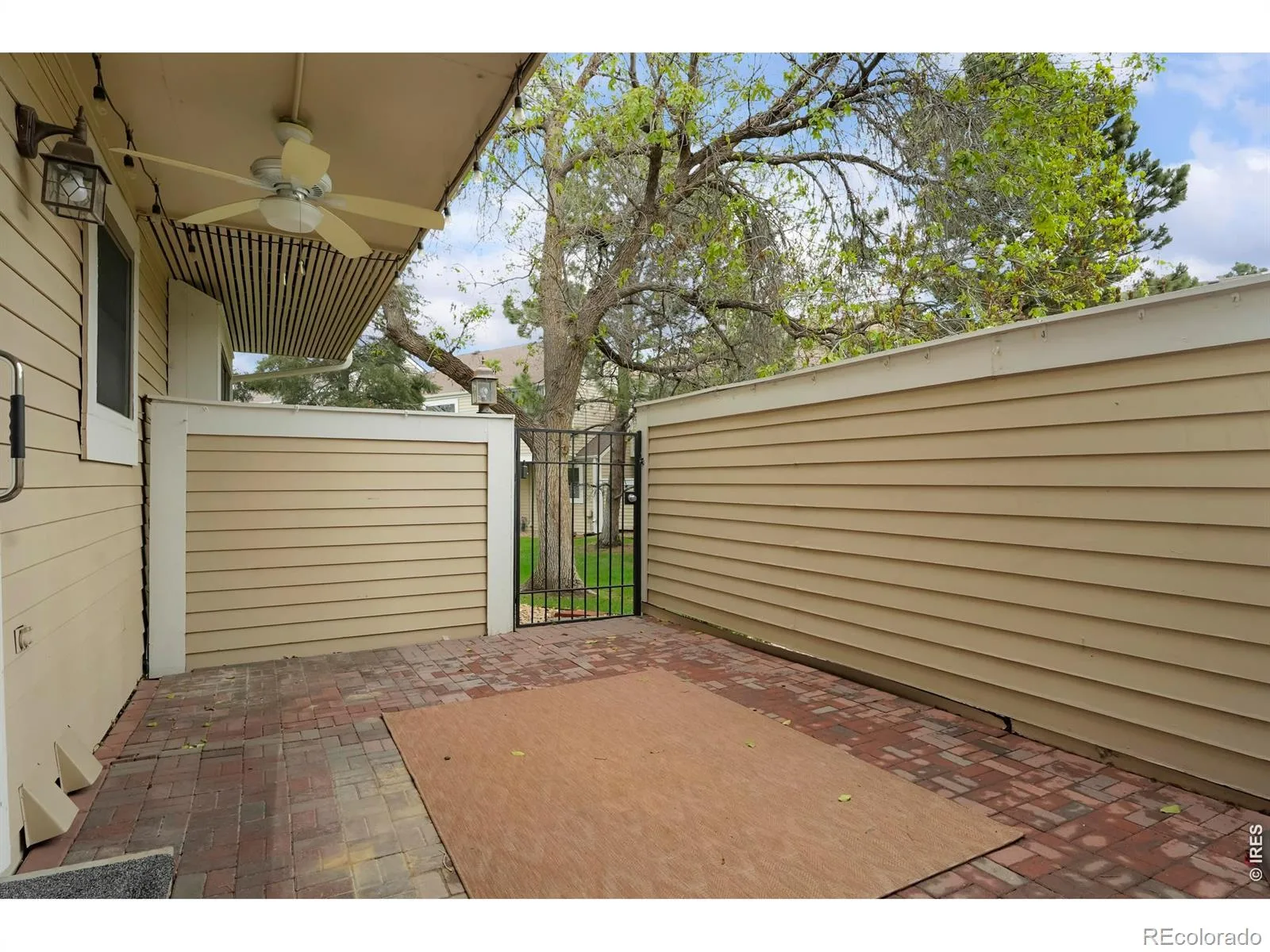 54 S Evanston Way Aurora CO 80012 MLS #RECIR1059645 07172026160723 1600 29