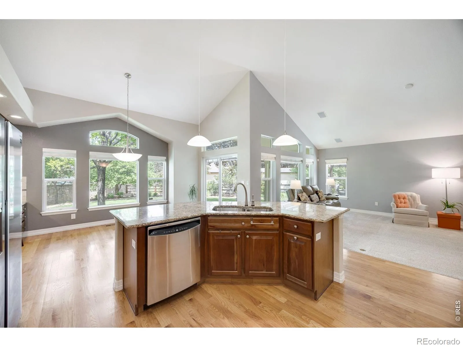 6069 W Calhoun Drive Littleton CO 80123 MLS #RECIR1059649 05272026132623 1600 12