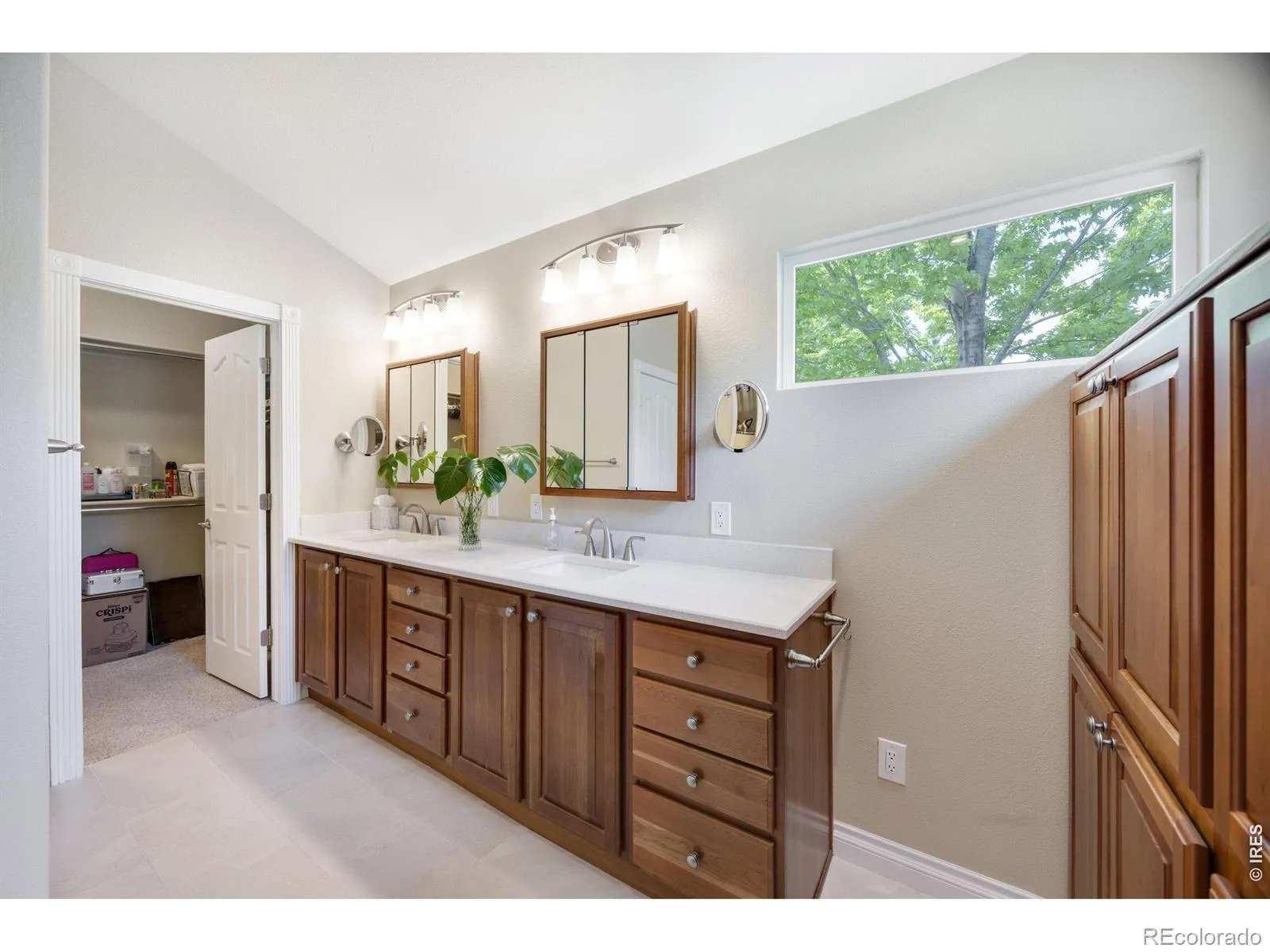 6069 W Calhoun Drive Littleton CO 80123 MLS #RECIR1059649 05272026132623 1600 21
