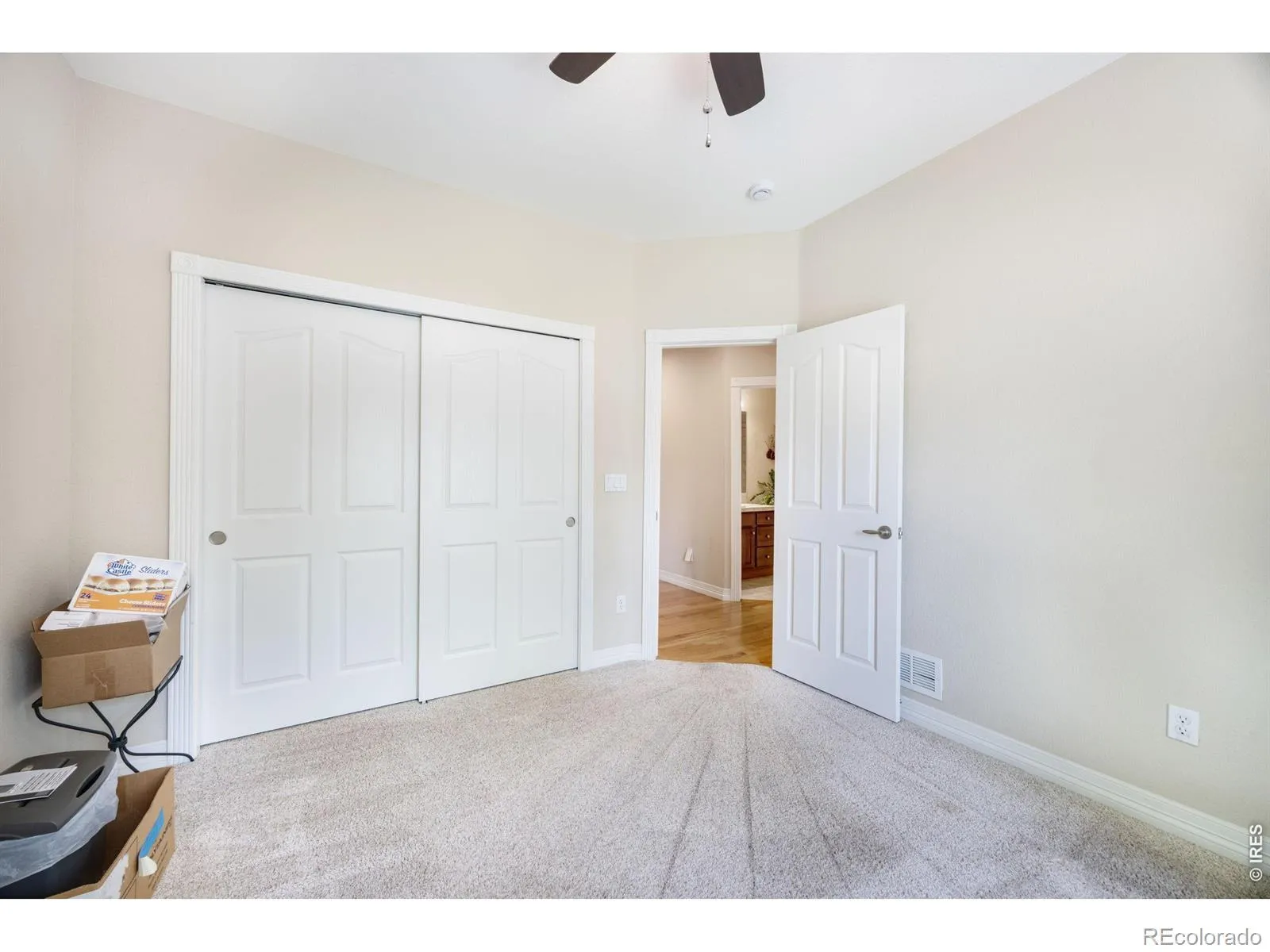 6069 W Calhoun Drive Littleton CO 80123 MLS #RECIR1059649 05272026132623 1600 40