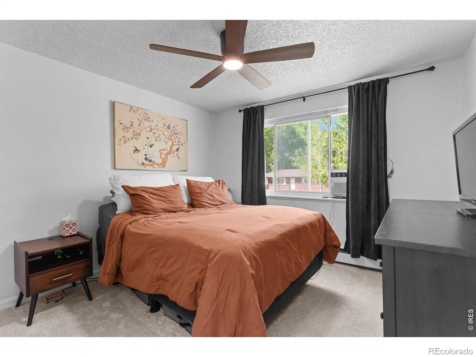 927 E 4th Avenue Longmont CO 80504 MLS #RECIR1059650 05212026190740 1600 23