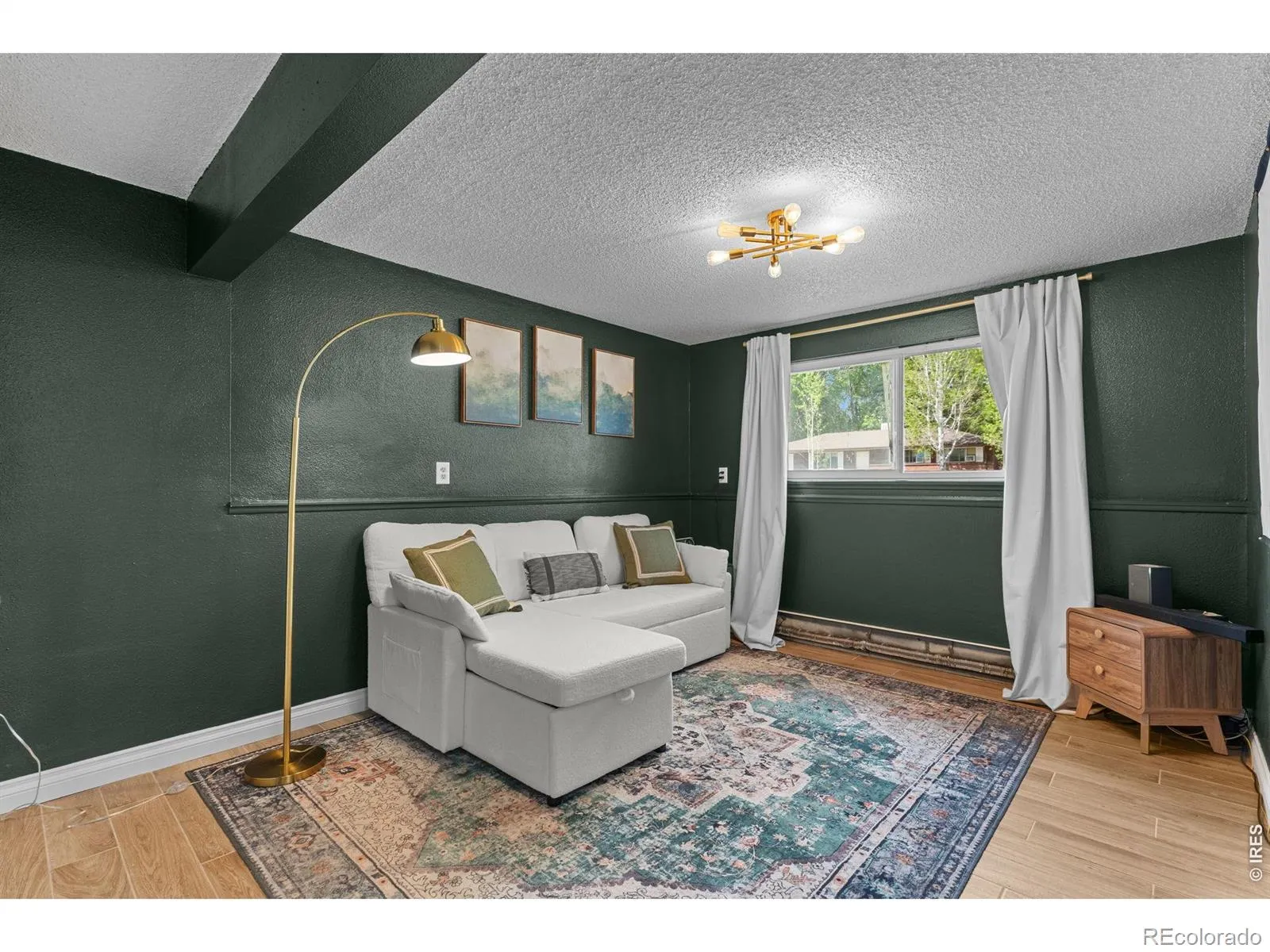927 E 4th Avenue Longmont CO 80504 MLS #RECIR1059650 05212026190740 1600 29