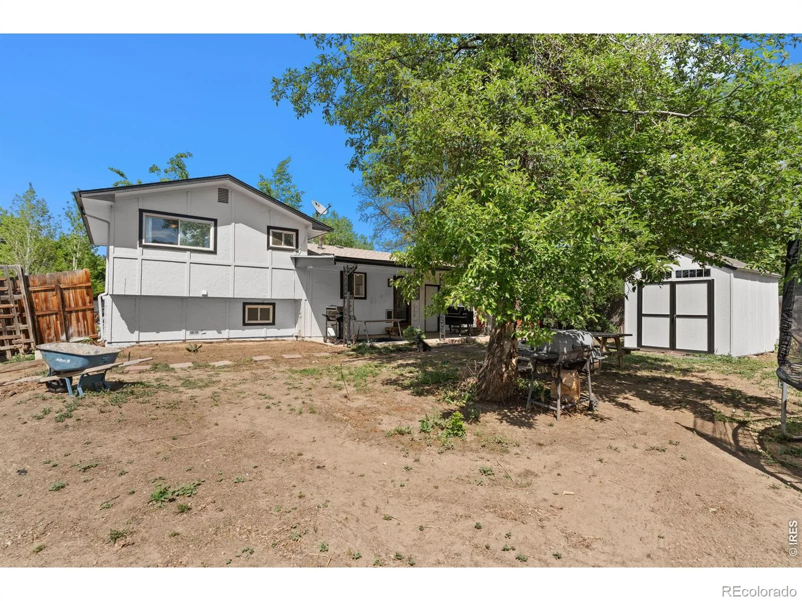 927 E 4th Avenue Longmont CO 80504 MLS #RECIR1059650 05212026190740 1600 34
