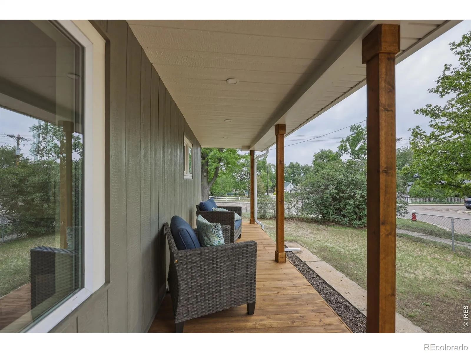 206 Bowen Street Longmont CO 80501 MLS #RECIR1059751 05222026001813 1600 14