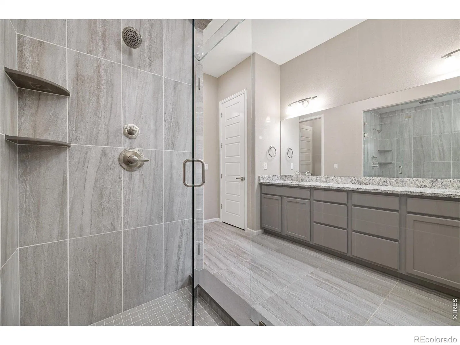 6725 Mentha Drive Castle Rock CO 80108 MLS #RECIR1059807 05232026101713 1600 13