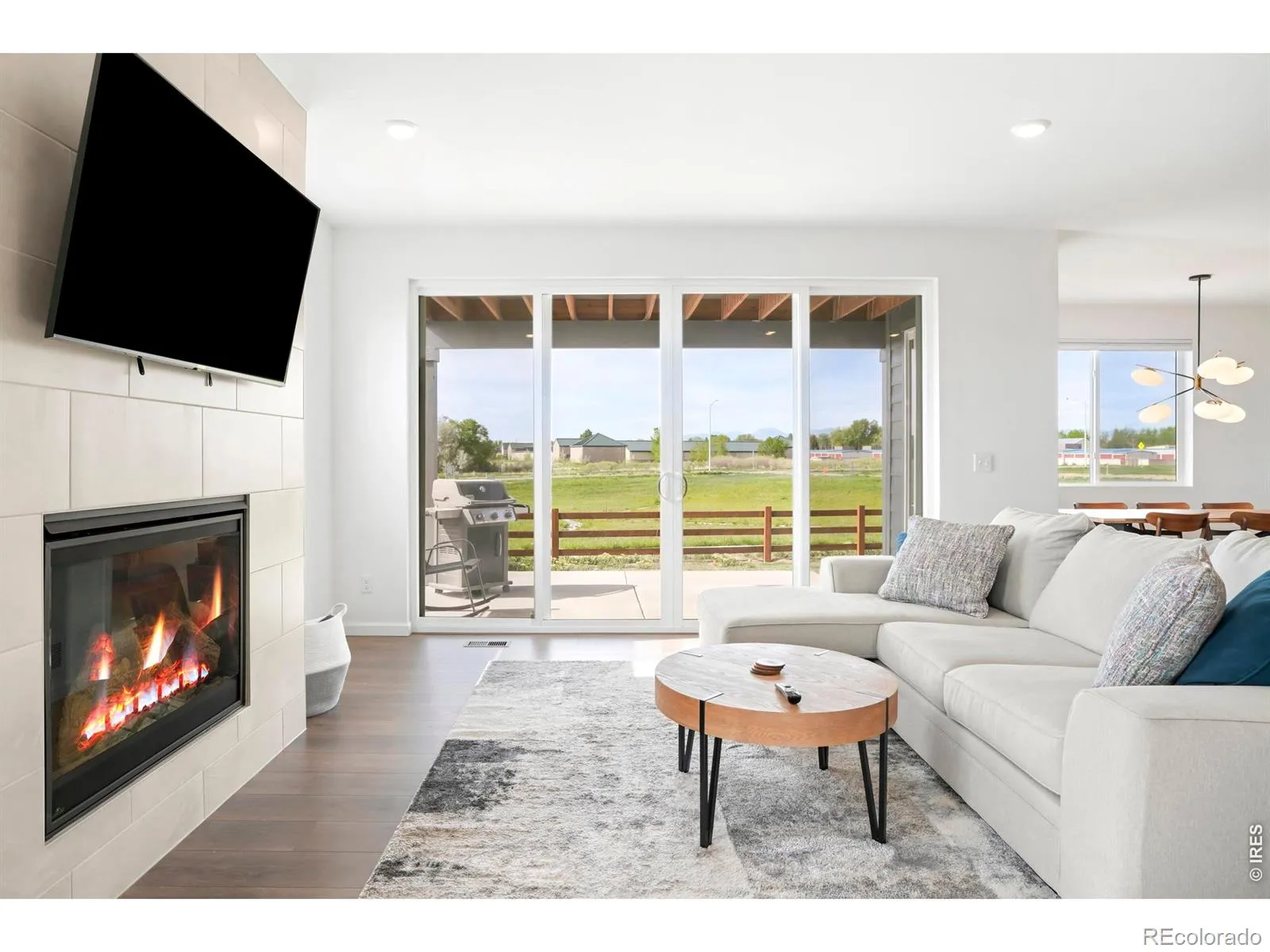 2905 S Flat Circle Longmont CO 80503 MLS #RECIR1059812 05232026204733 1600 1