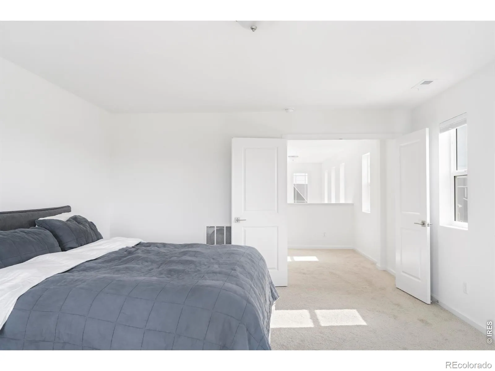 2905 S Flat Circle Longmont CO 80503 MLS #RECIR1059812 05232026204733 1600 15