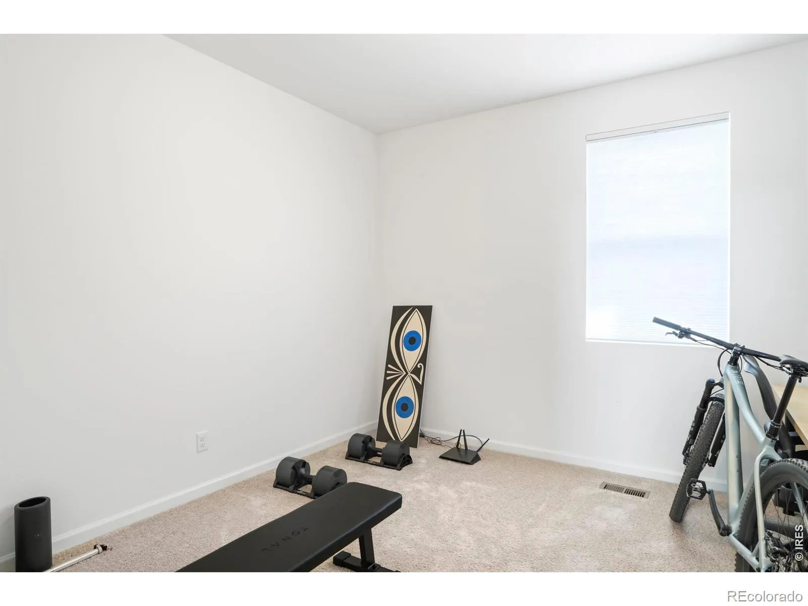 2905 S Flat Circle Longmont CO 80503 MLS #RECIR1059812 05232026204733 1600 6