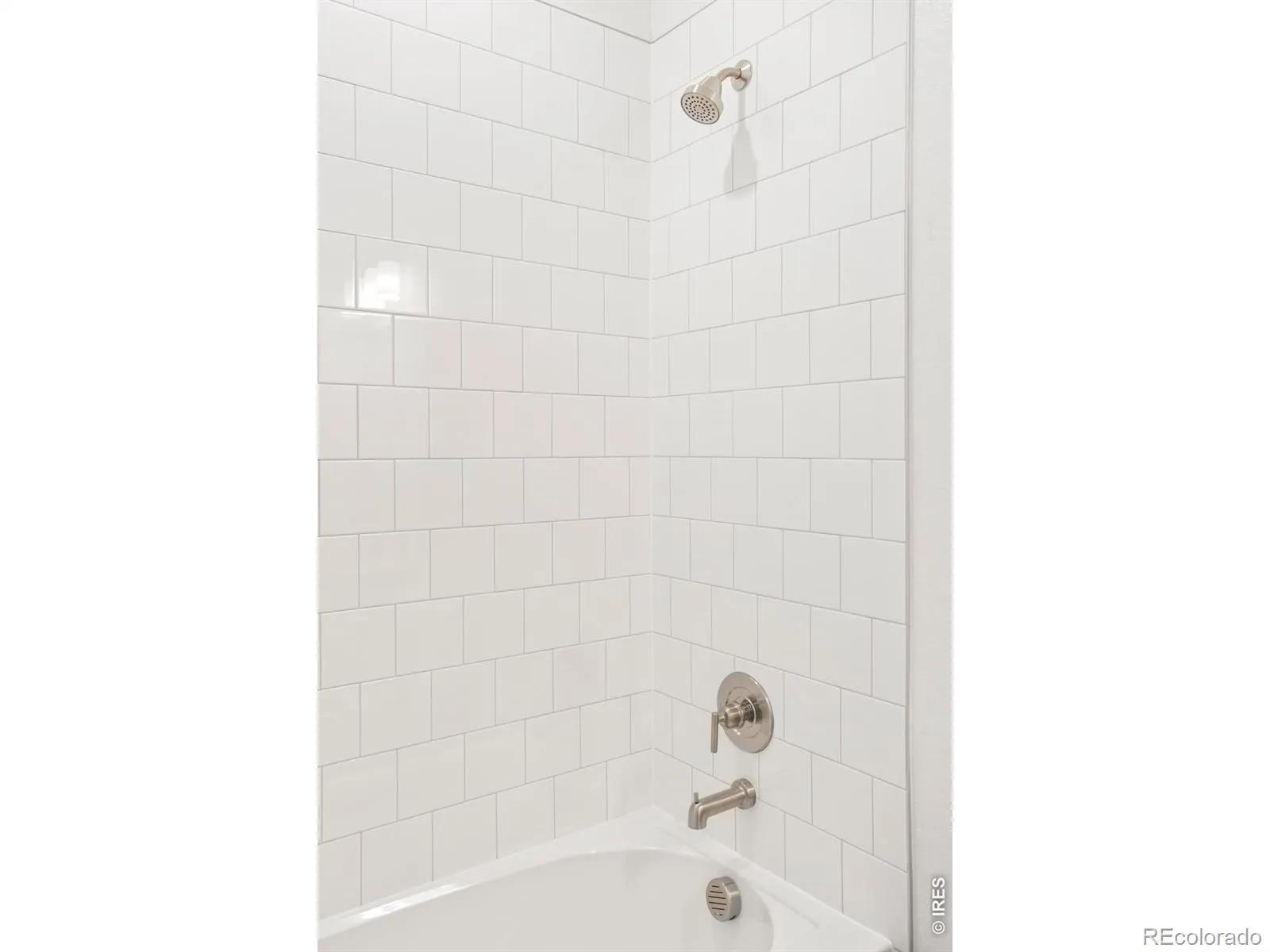 2905 S Flat Circle Longmont CO 80503 MLS #RECIR1059812 05232026204733 1600 8