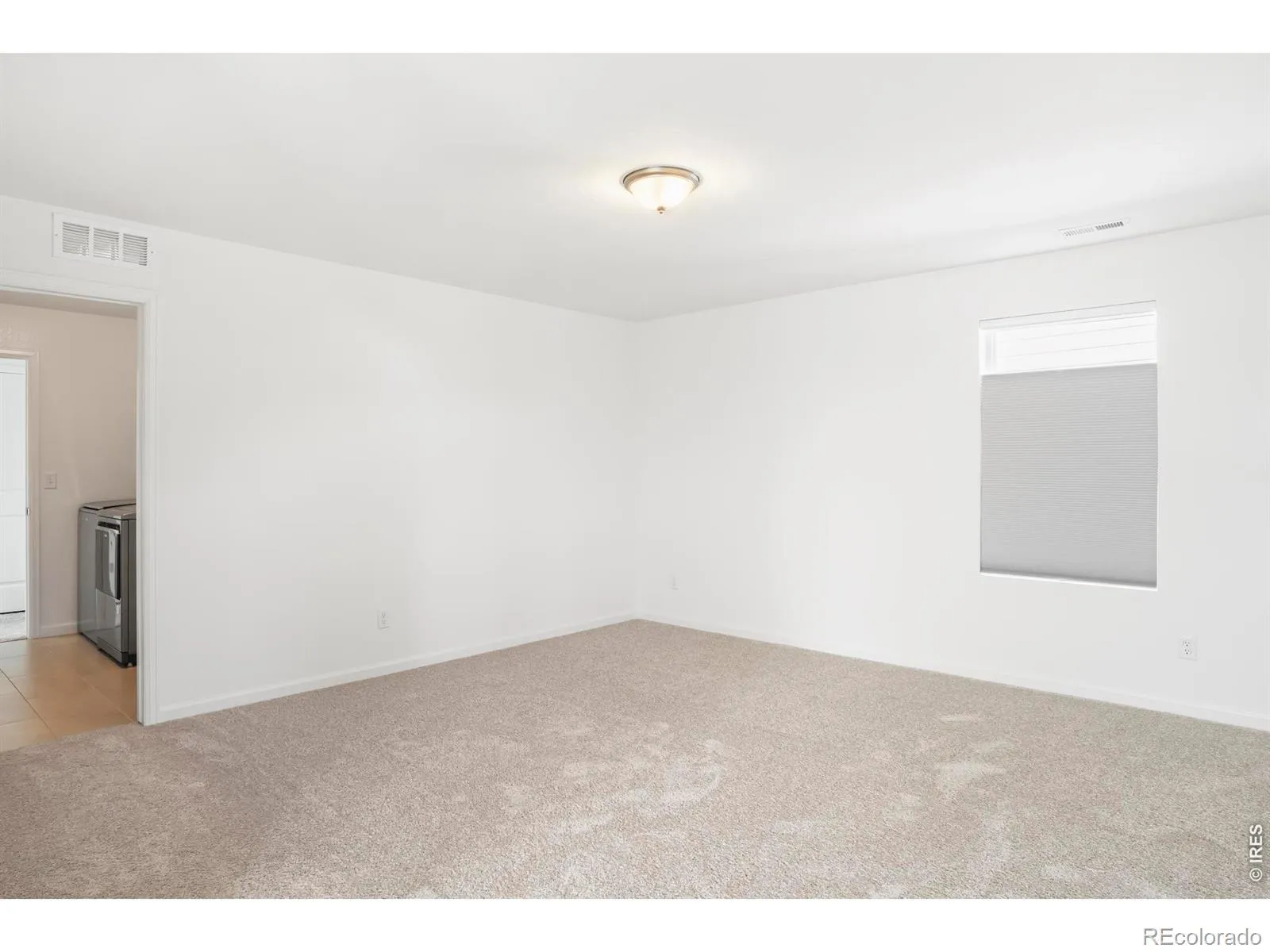 2905 S Flat Circle Longmont CO 80503 MLS #RECIR1059812 05232026204733 1600 9