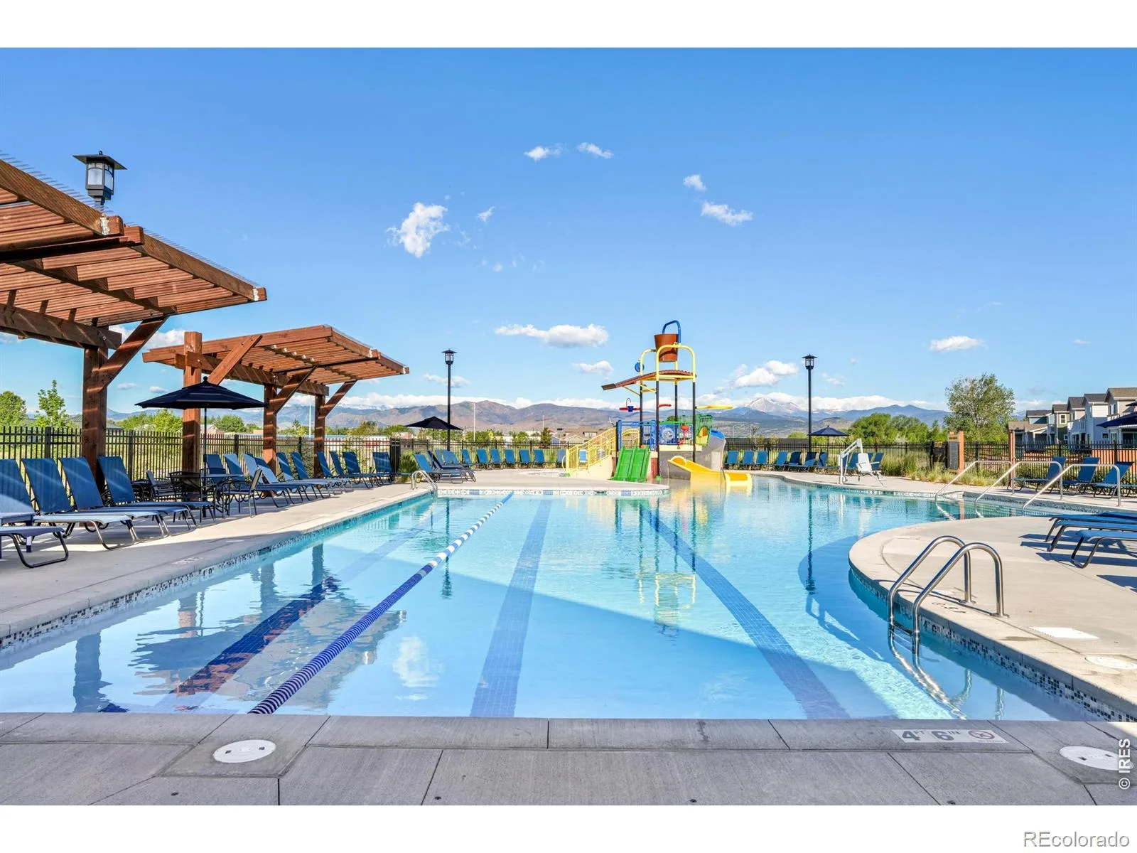 2905 S Flat Circle Longmont CO 80503 MLS #RECIR1059812 06032026004000 1600 33