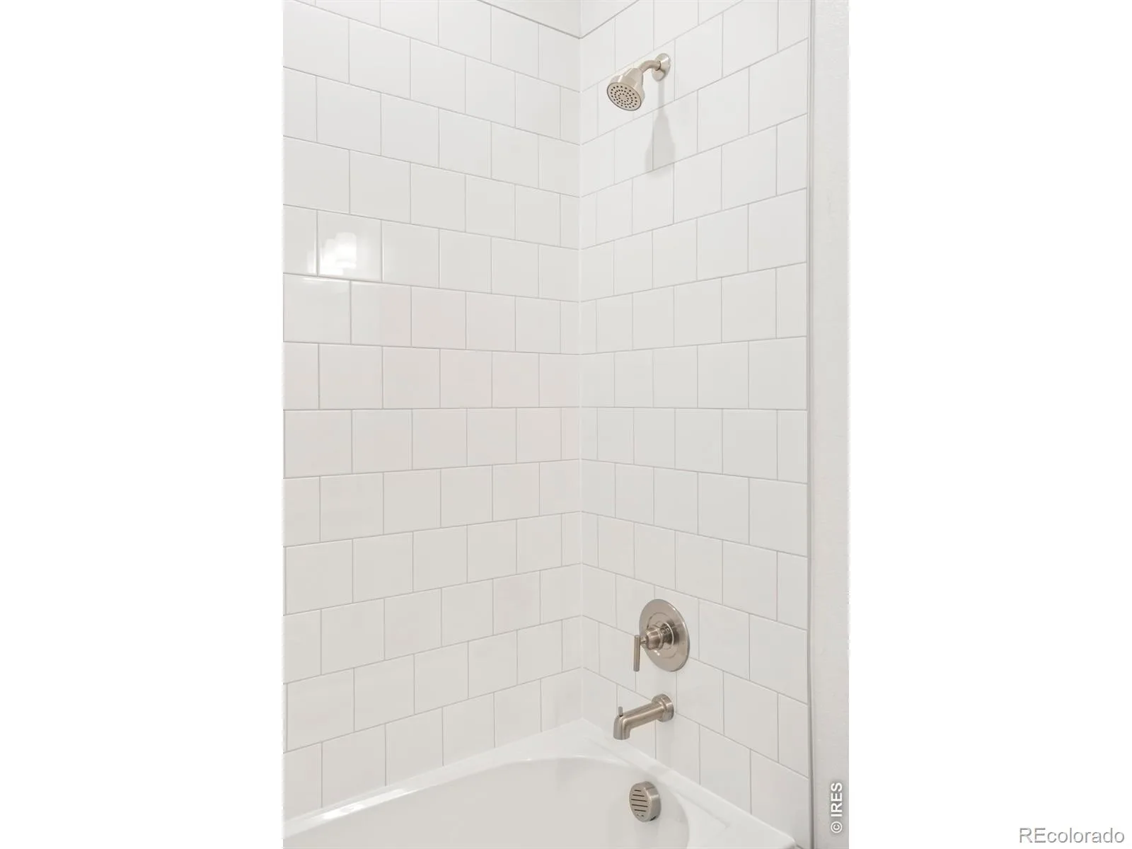 2905 S Flat Circle Longmont CO 80503 MLS #RECIR1059812 06032026004000 1600 8
