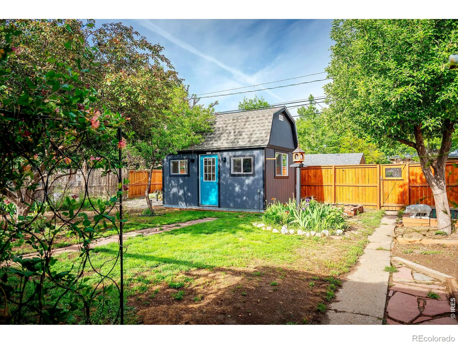 1221 Gay Street Longmont CO 80501 MLS #RECIR1059835 05232026101830 1600 20
