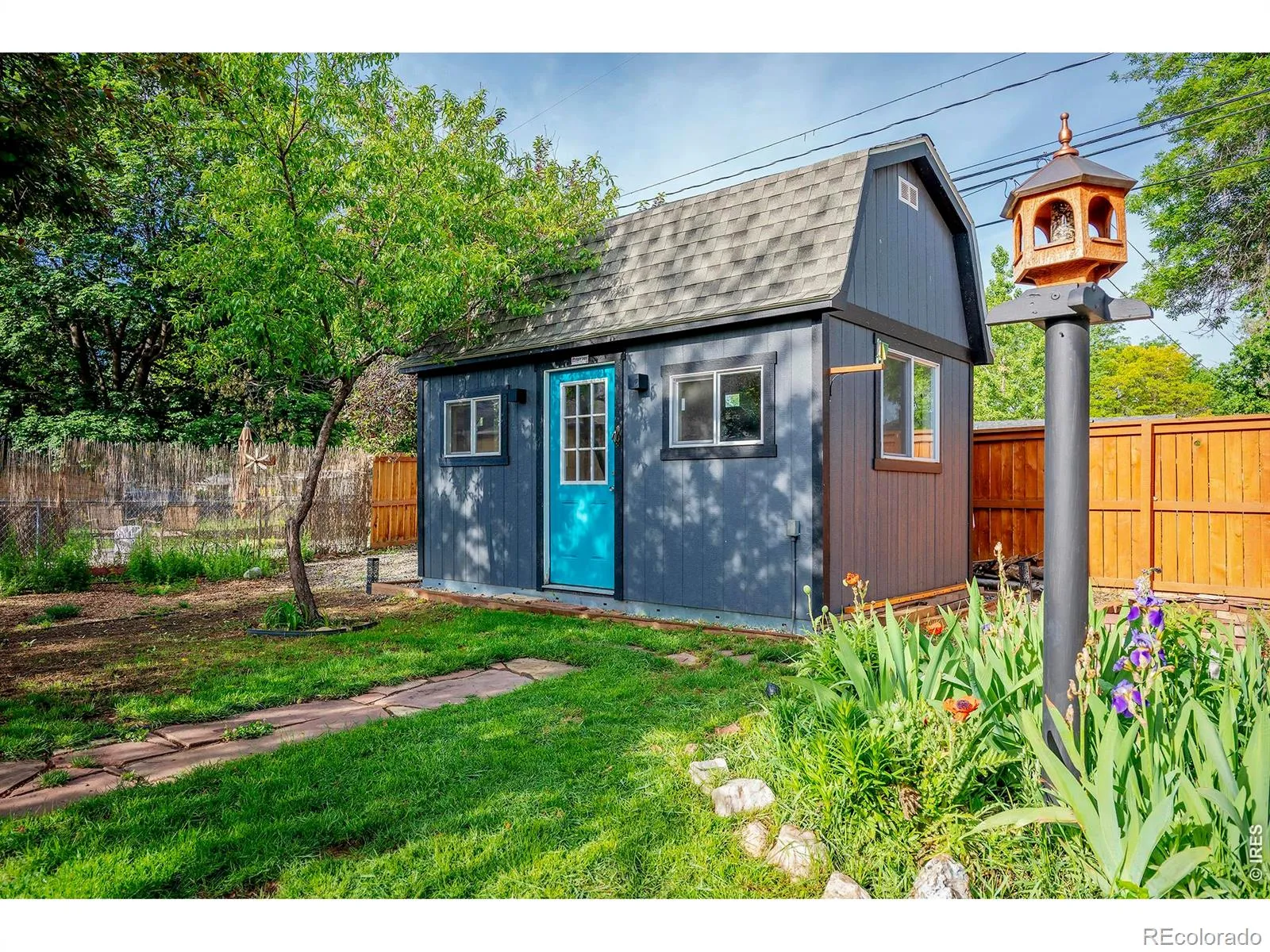 1221 Gay Street Longmont CO 80501 MLS #RECIR1059835 05232026101830 1600 21