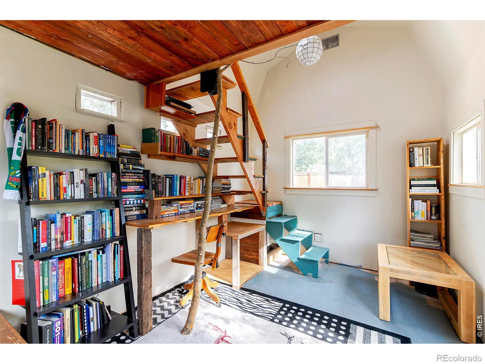 1221 Gay Street Longmont CO 80501 MLS #RECIR1059835 05232026101830 1600 25