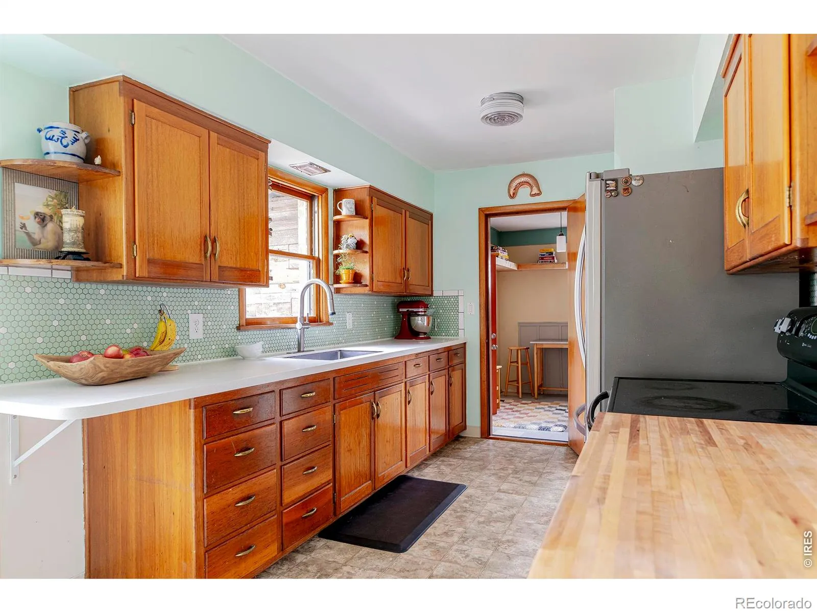 1221 Gay Street Longmont CO 80501 MLS #RECIR1059835 05232026101830 1600 9
