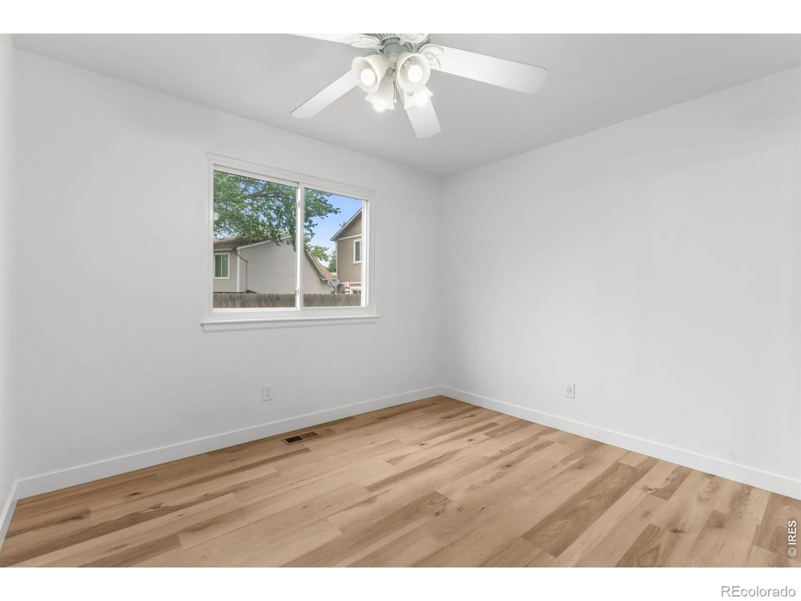 635 S Joplin Street Aurora CO 80017 MLS #RECIR1059848 05232026101919 1600 29