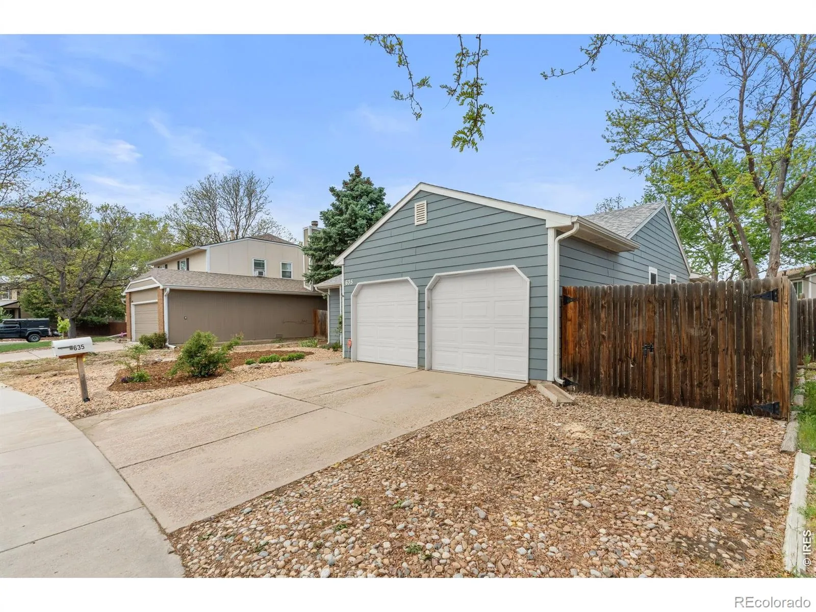 635 S Joplin Street Aurora CO 80017 MLS #RECIR1059848 05232026101919 1600 42