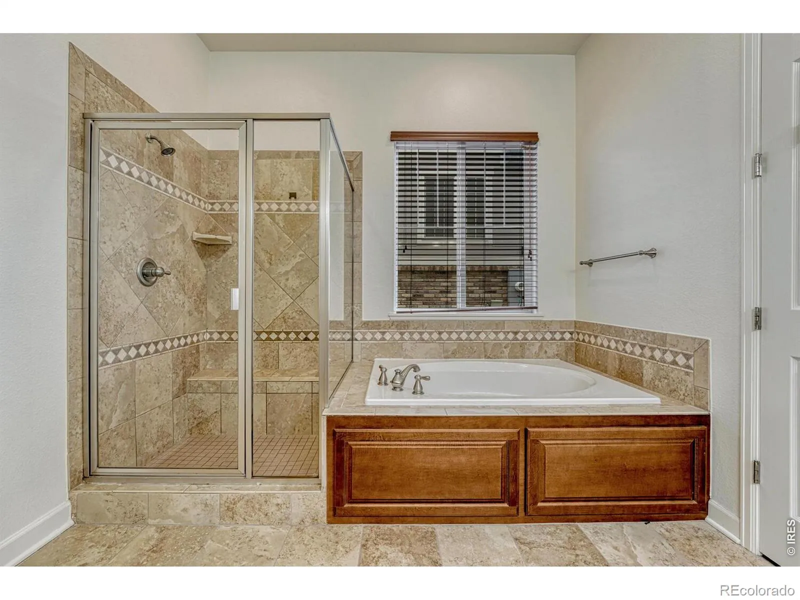 10429 Sierra Ridge Drive Parker CO 80134 MLS #REC6804342 05232026102149 1600 25
