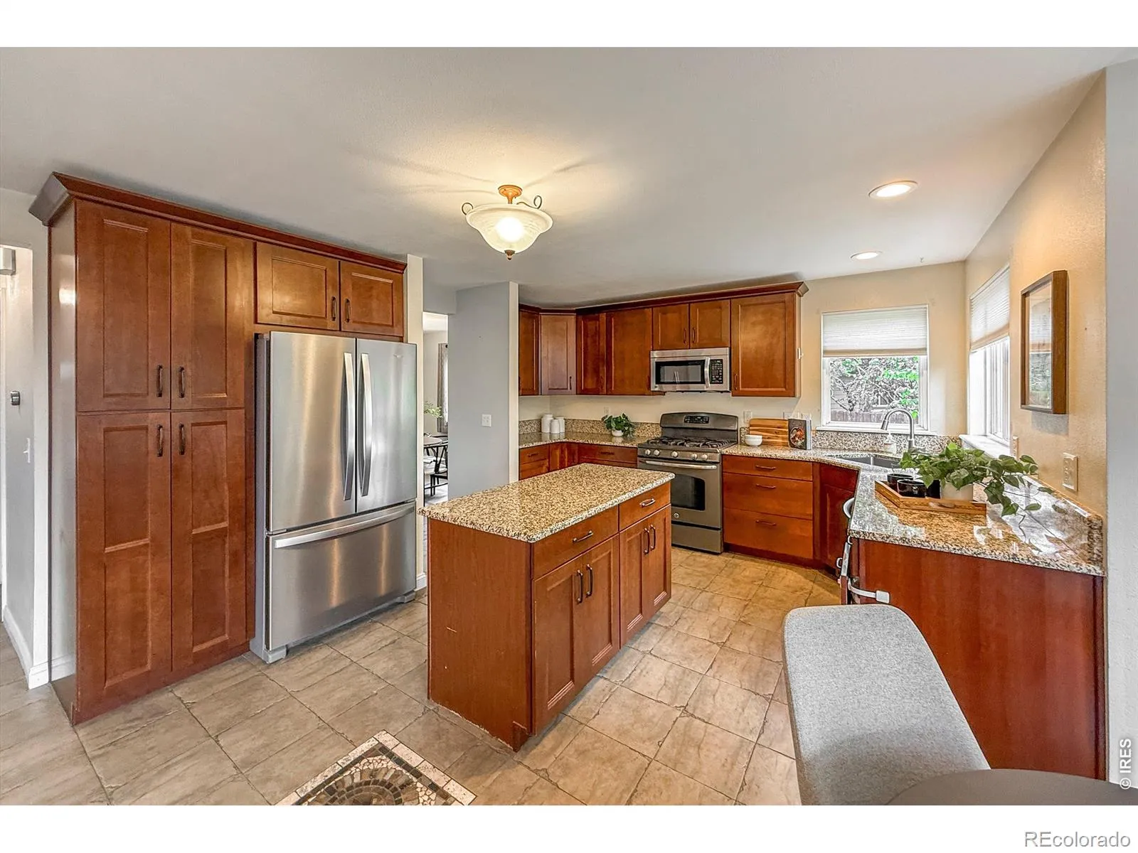 584 Sugar Mill Place Longmont CO 80504 MLS #RECIR1059915 05232026165552 1600 14