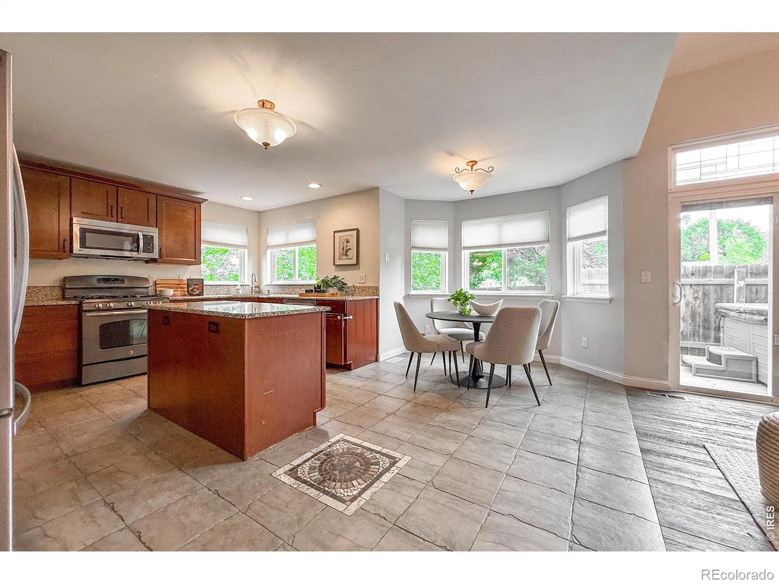 584 Sugar Mill Place Longmont CO 80504 MLS #RECIR1059915 05232026165552 1600 15