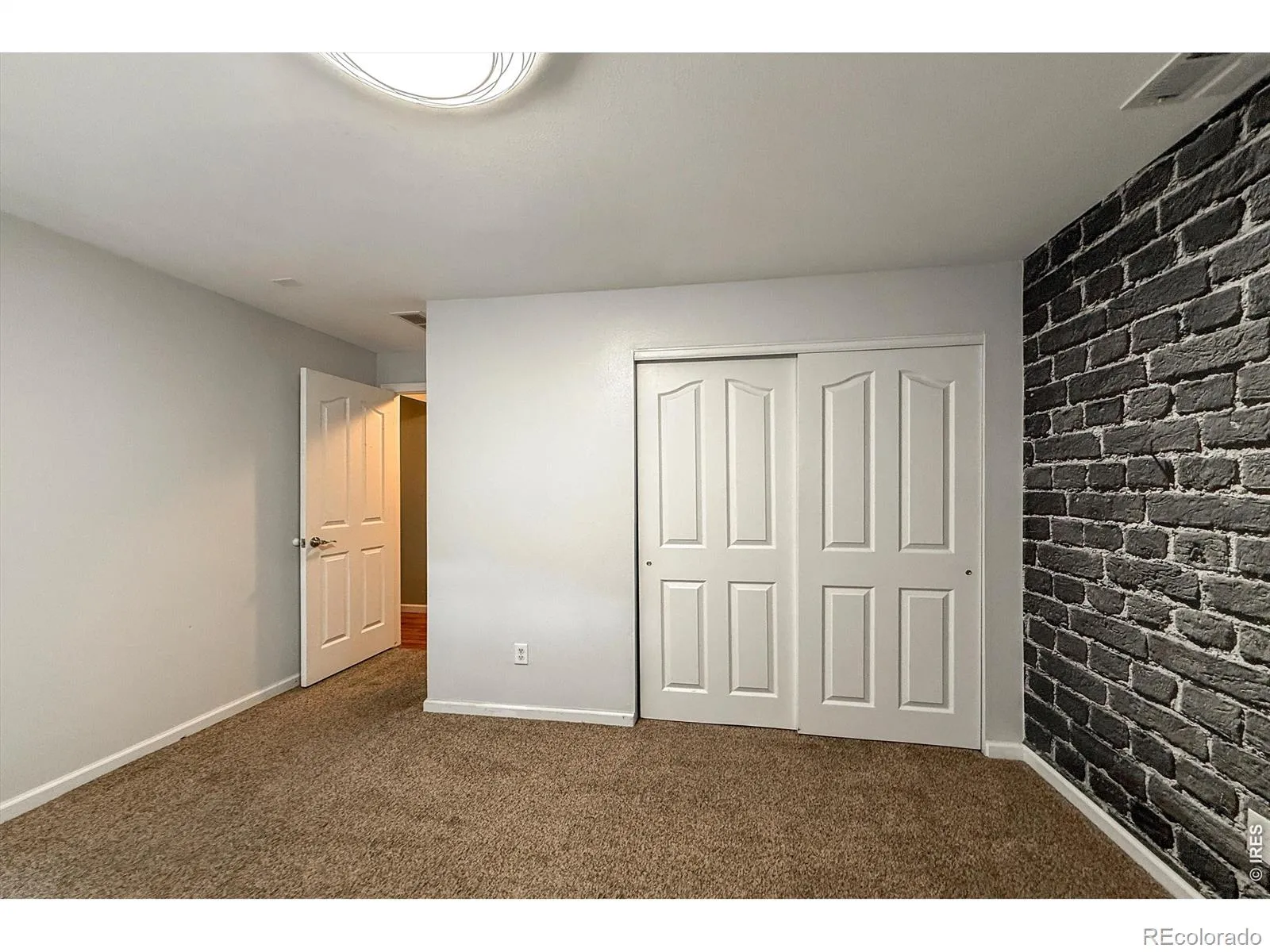 584 Sugar Mill Place Longmont CO 80504 MLS #RECIR1059915 05232026165552 1600 38