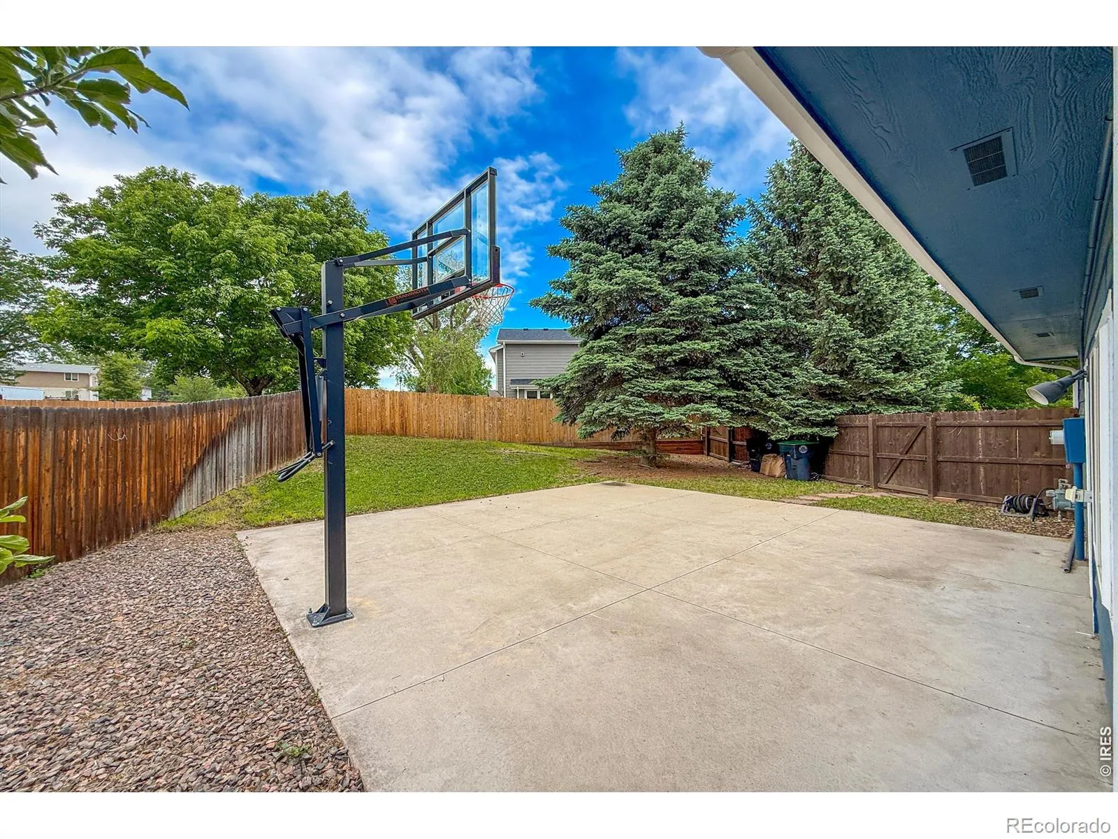 584 Sugar Mill Place Longmont CO 80504 MLS #RECIR1059915 05232026165552 1600 47