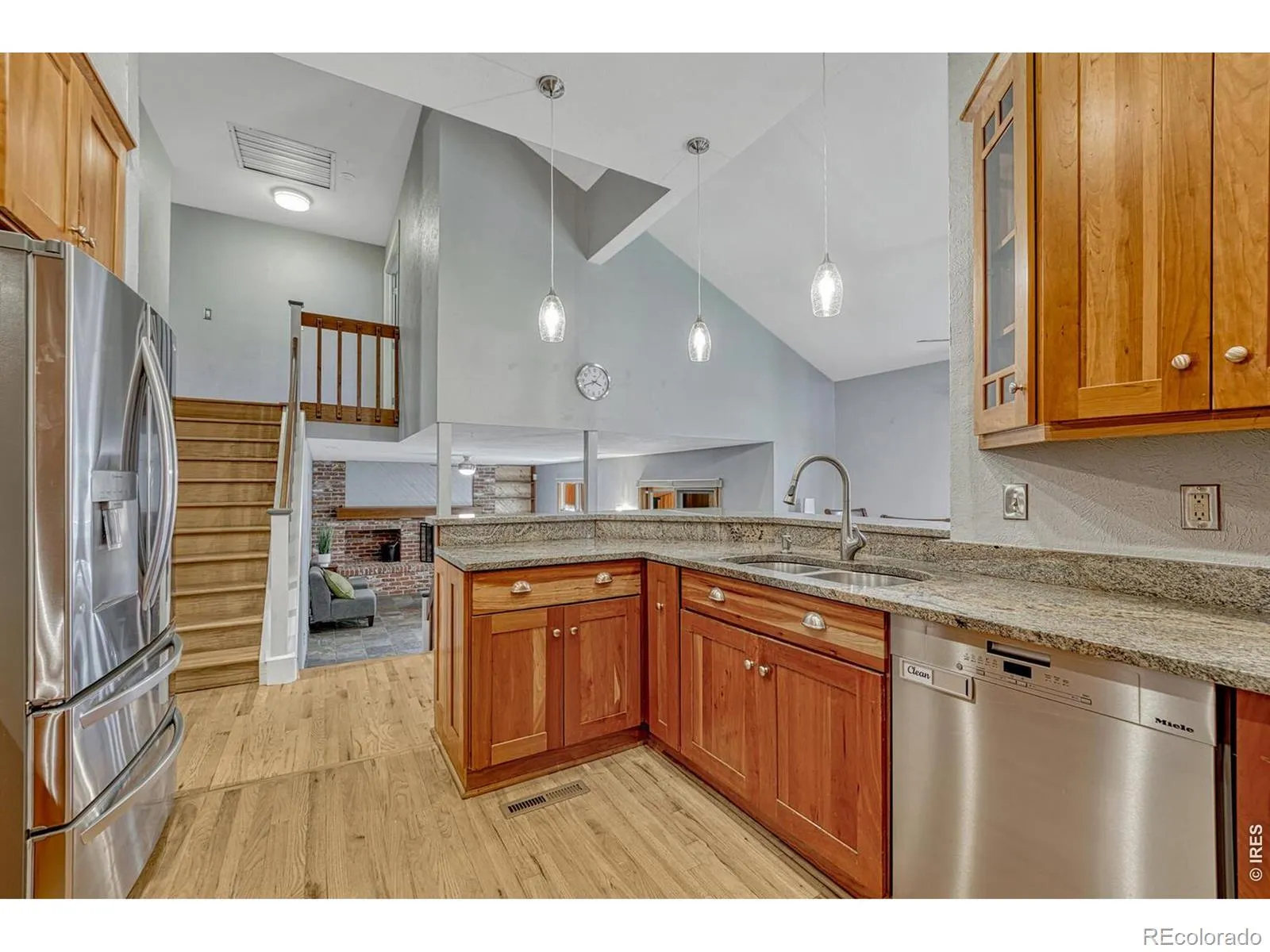 7909 S Poplar Way Centennial CO 80112 MLS #RECIR1060020 05262026212933 1600 7
