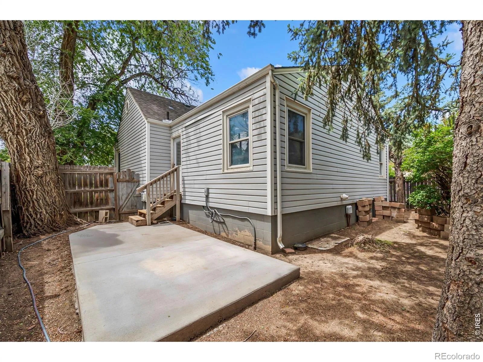 1230 Hover Street Longmont CO 80501 MLS #RECIR1060035 05262026232547 1600 13