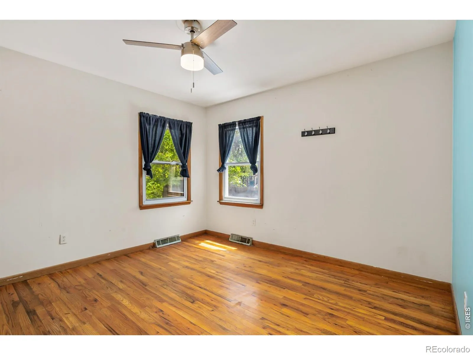 1230 Hover Street Longmont CO 80501 MLS #RECIR1060035 05262026232547 1600 6