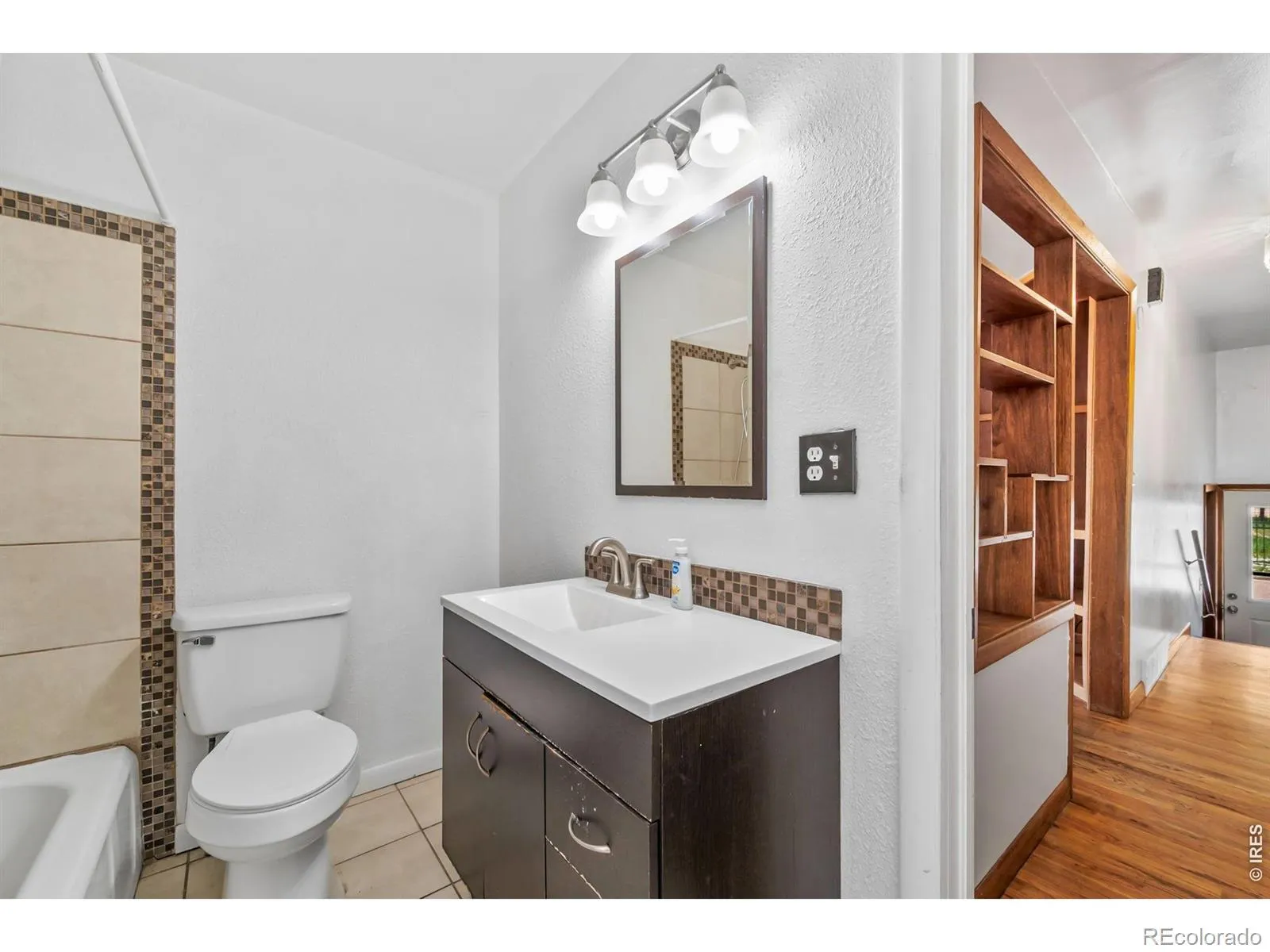 1230 Hover Street Longmont CO 80501 MLS #RECIR1060035 05262026232547 1600 9