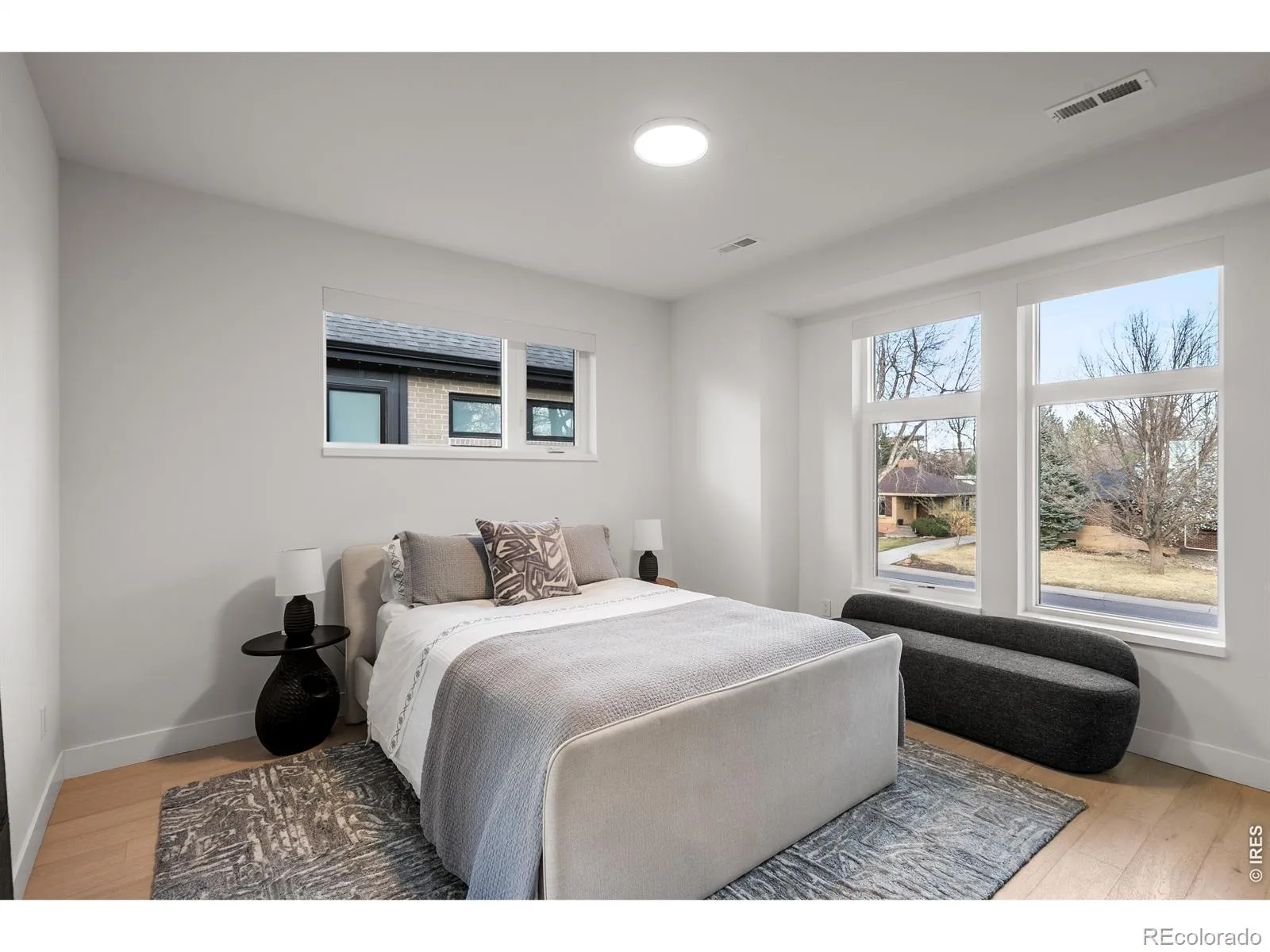 1983 S Saint Paul Street Denver CO 80210 MLS #RECIR1060089 05282026020936 1600 19