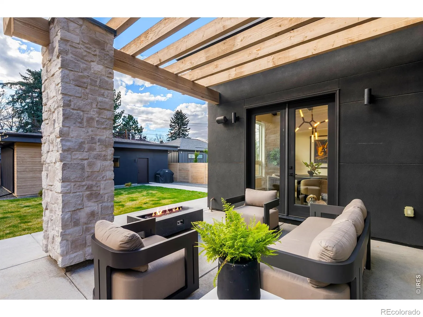 1983 S Saint Paul Street Denver CO 80210 MLS #RECIR1060089 05282026020936 1600 29