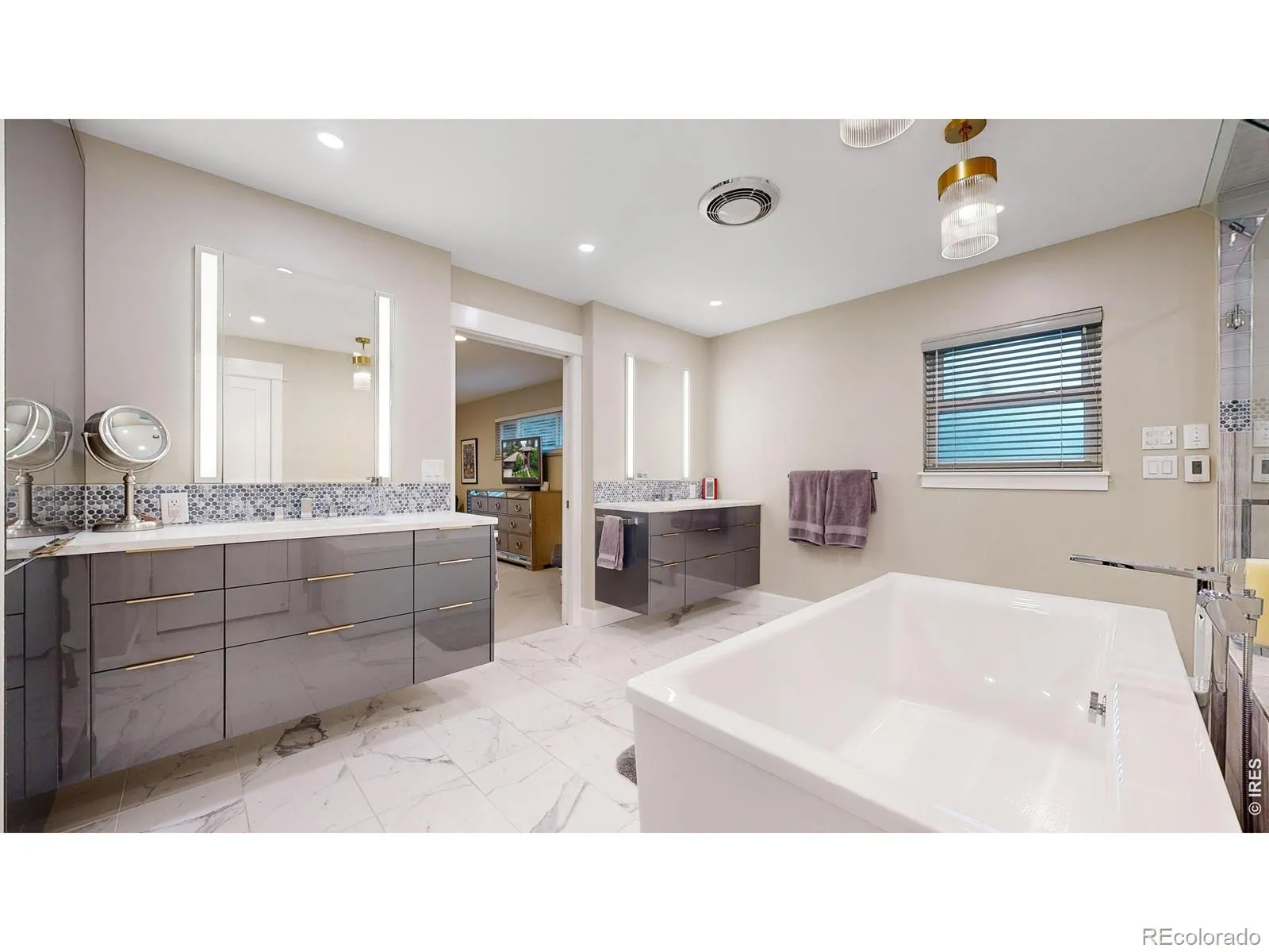 463 Locust Street Denver CO 80220 MLS #RECIR1060138 05282026023721 1600 31