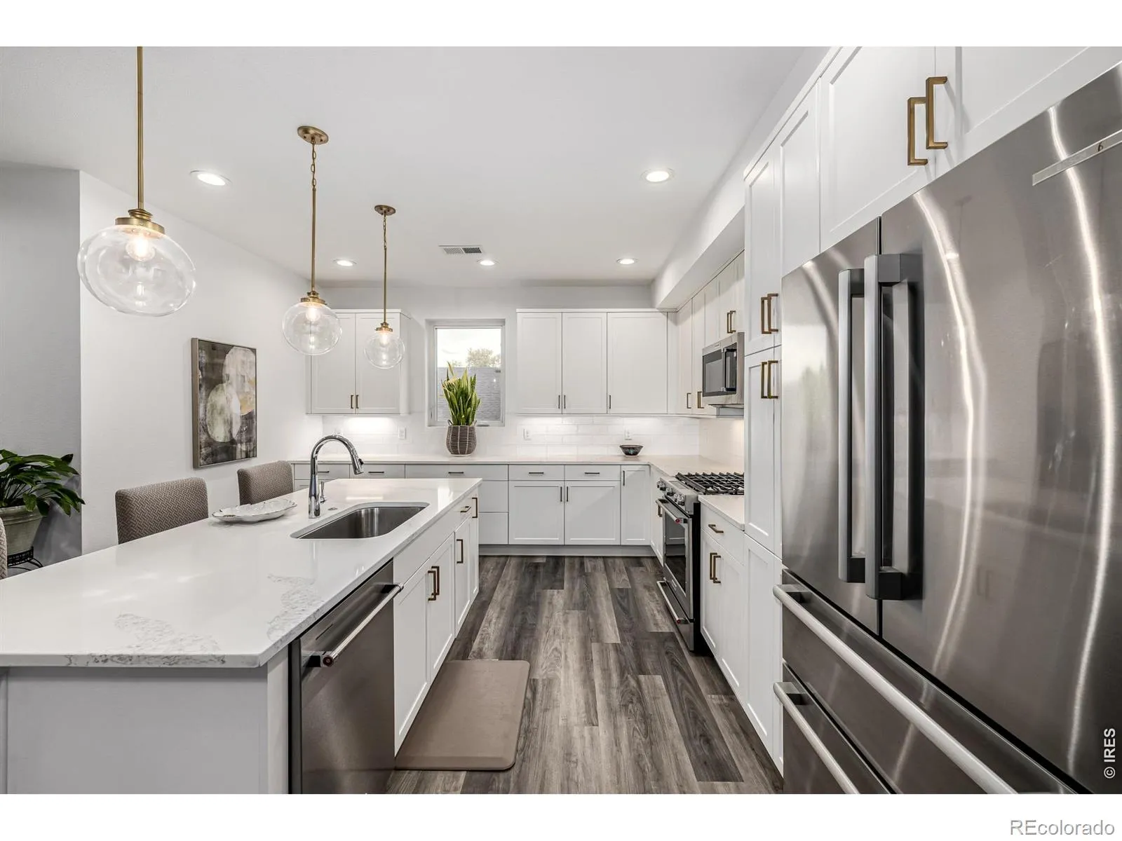 6820 E Lowry Boulevard Denver CO 80230 MLS #RECIR1060181 05282026043110 1600 14