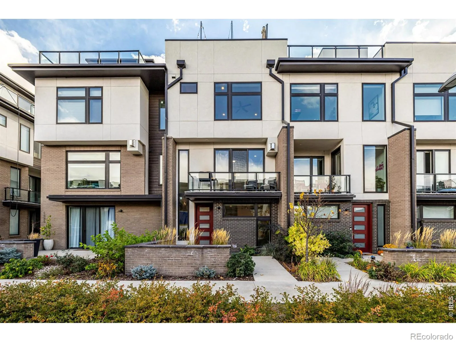 6820 E Lowry Boulevard Denver CO 80230 MLS #RECIR1060181 05282026043110 1600 2