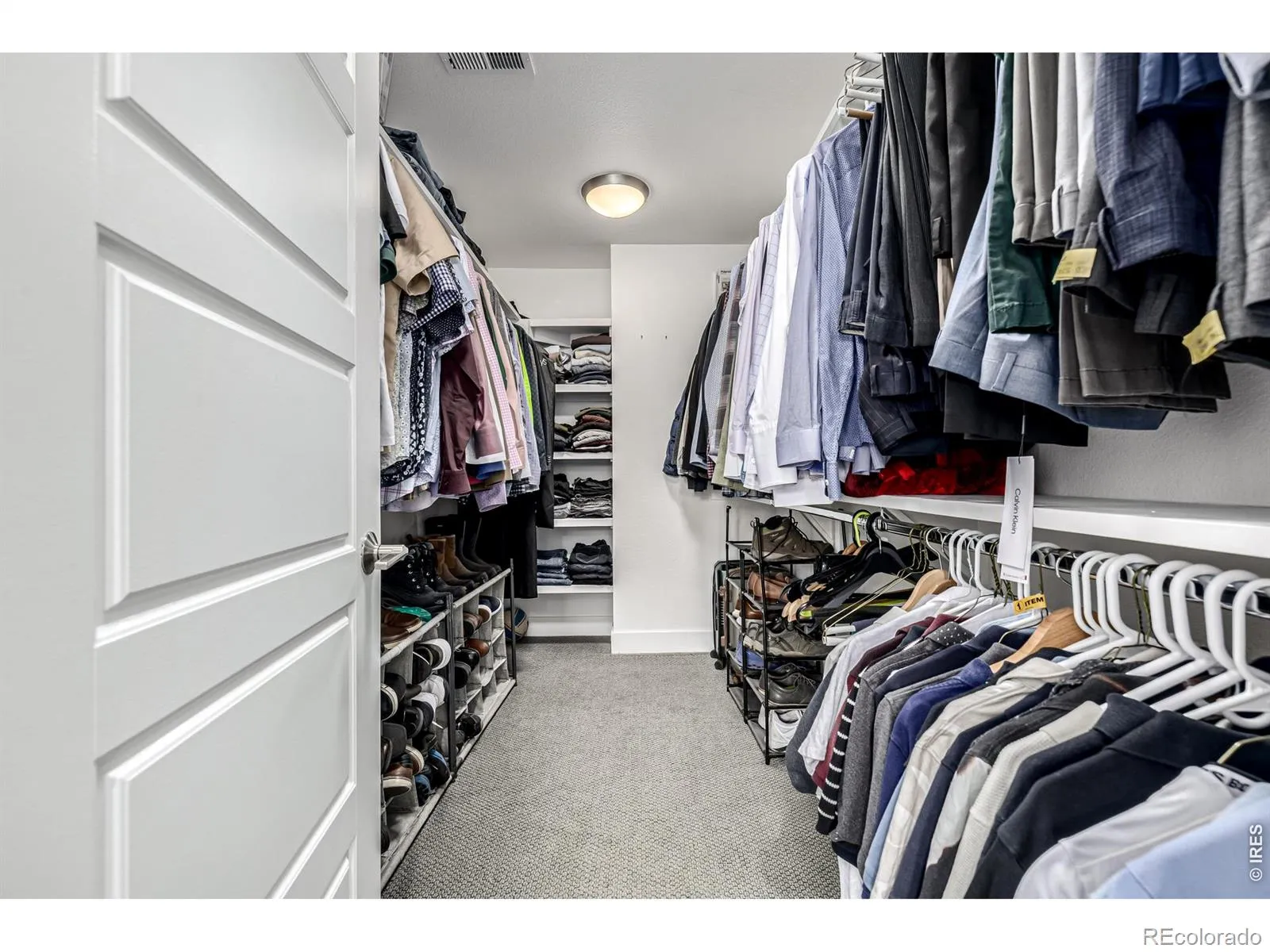 6820 E Lowry Boulevard Denver CO 80230 MLS #RECIR1060181 05282026043110 1600 25