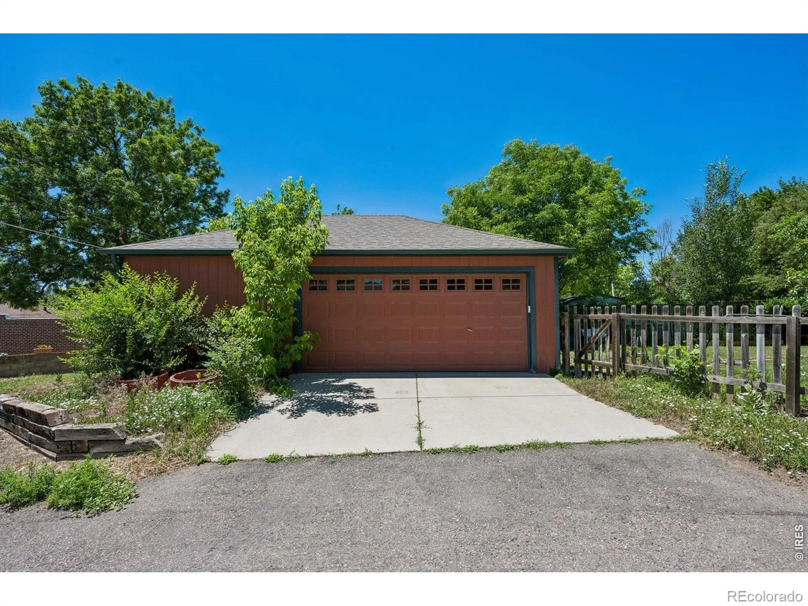 4528 W 27th Avenue Denver CO 80212 MLS #RECIR1060272 07152026091653 1600 32