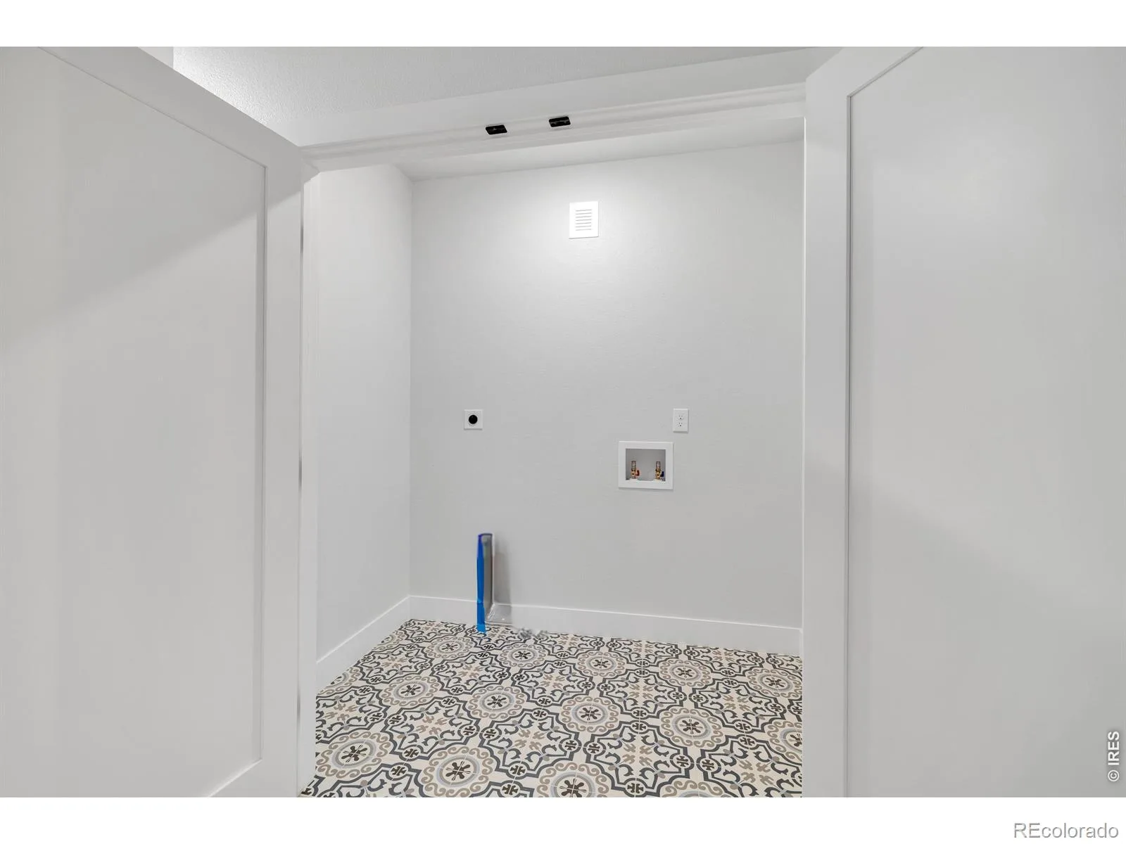 2339 N Irving Street Denver CO 80211 MLS #RECIR1060275 06112026164158 1600 36