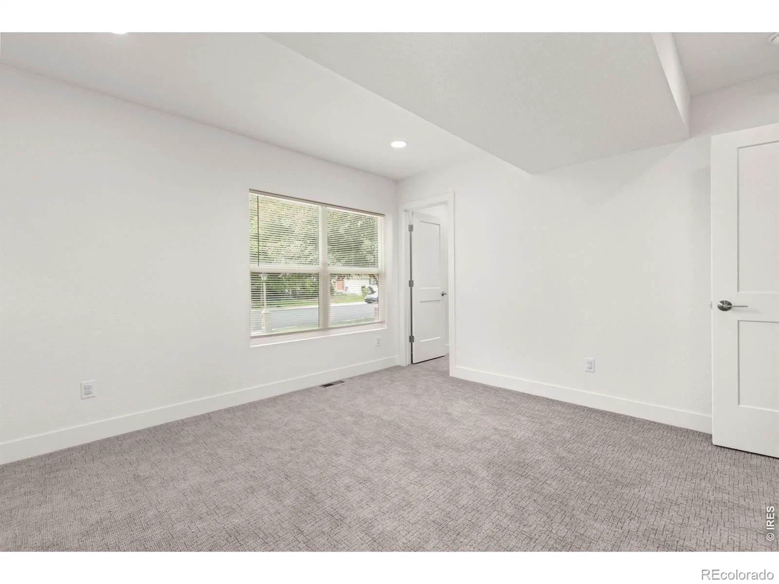 712 Cameron Lane Longmont CO 80504 MLS #RECIR1060300 06122026075948 1600 21