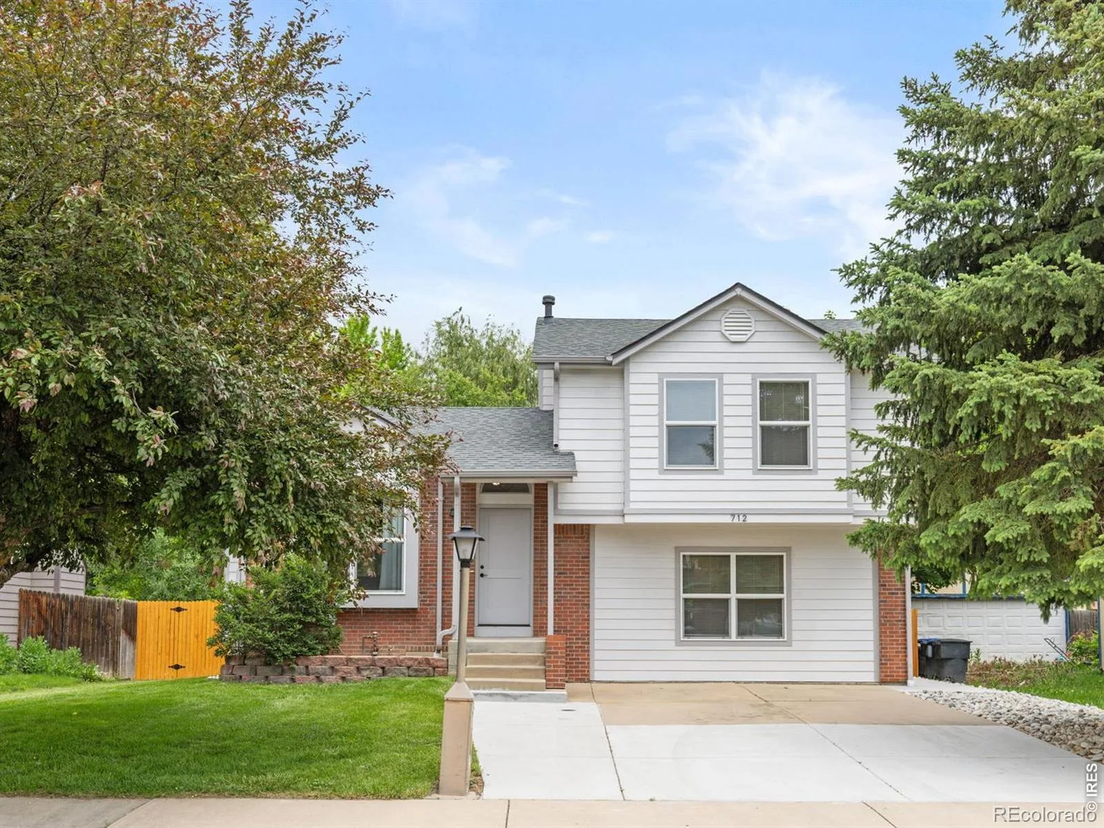 712 Cameron Lane Longmont CO 80504 MLS #RECIR1060300 06122026075948 1600 3