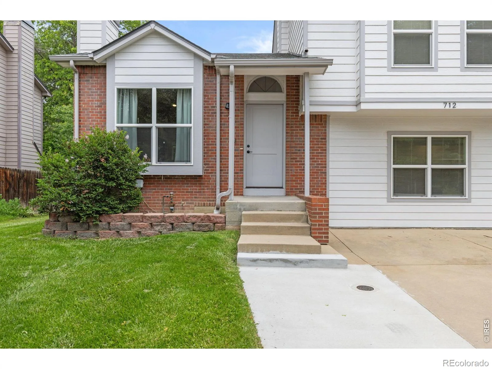 712 Cameron Lane Longmont CO 80504 MLS #RECIR1060300 06122026075948 1600 4