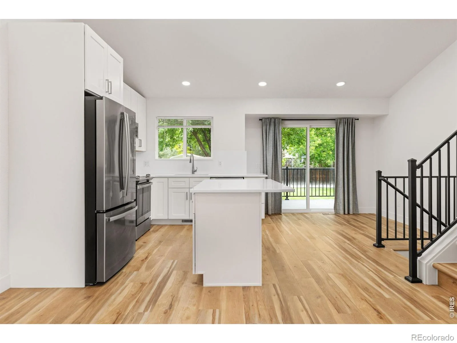 712 Cameron Lane Longmont CO 80504 MLS #RECIR1060300 06122026075948 1600 9